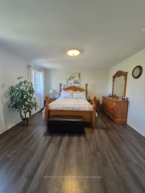 71 Riverwalk Drive N