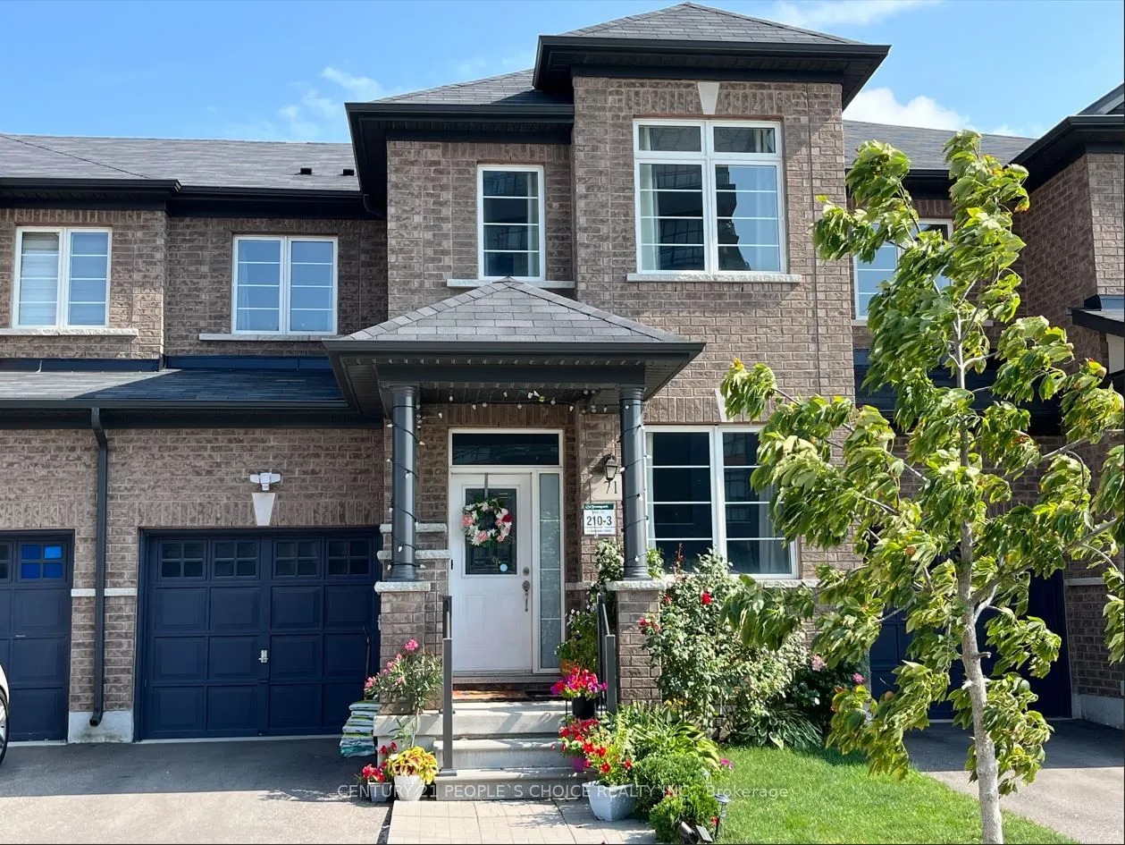 71 Riverwalk Drive N