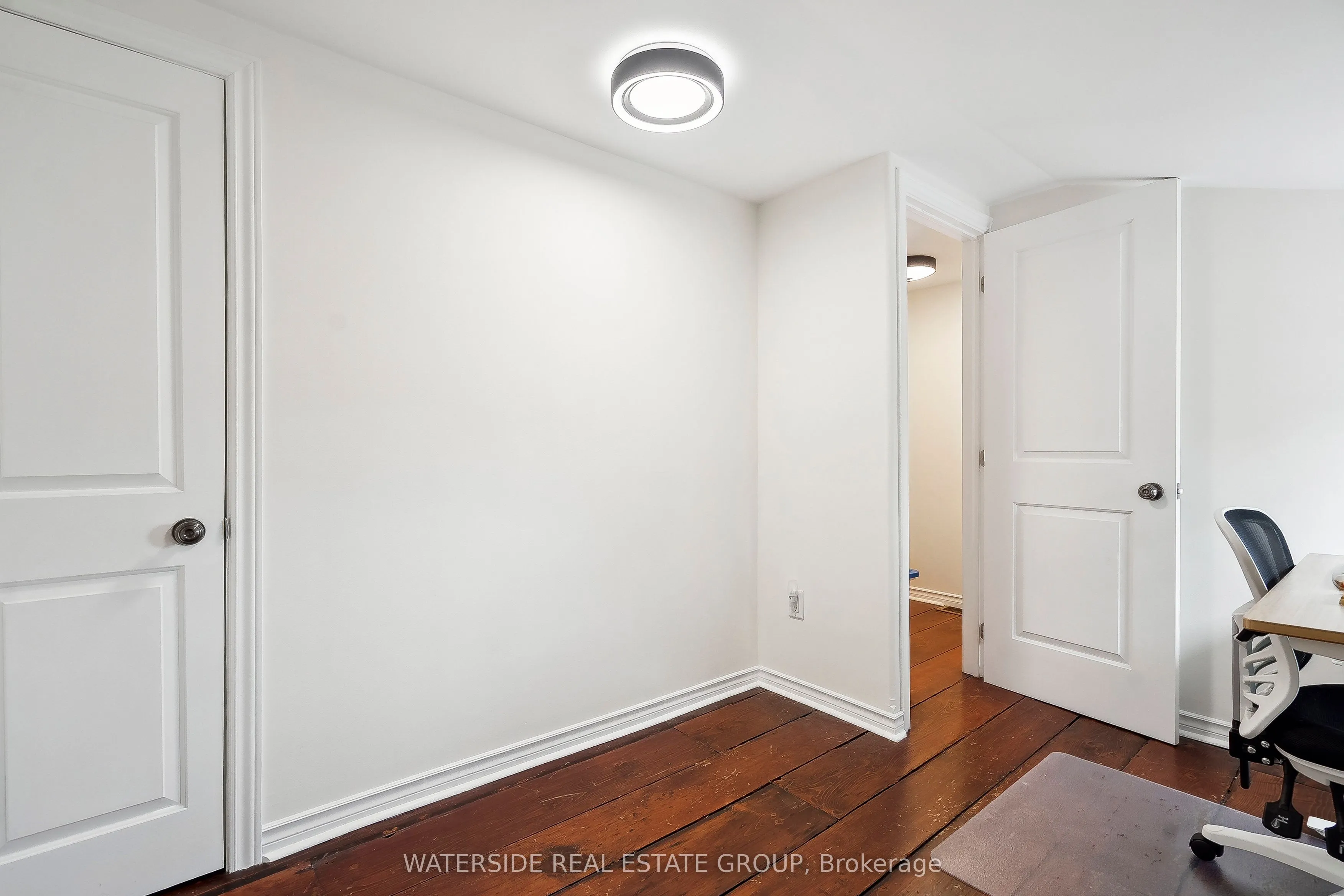 75 Ray Street N