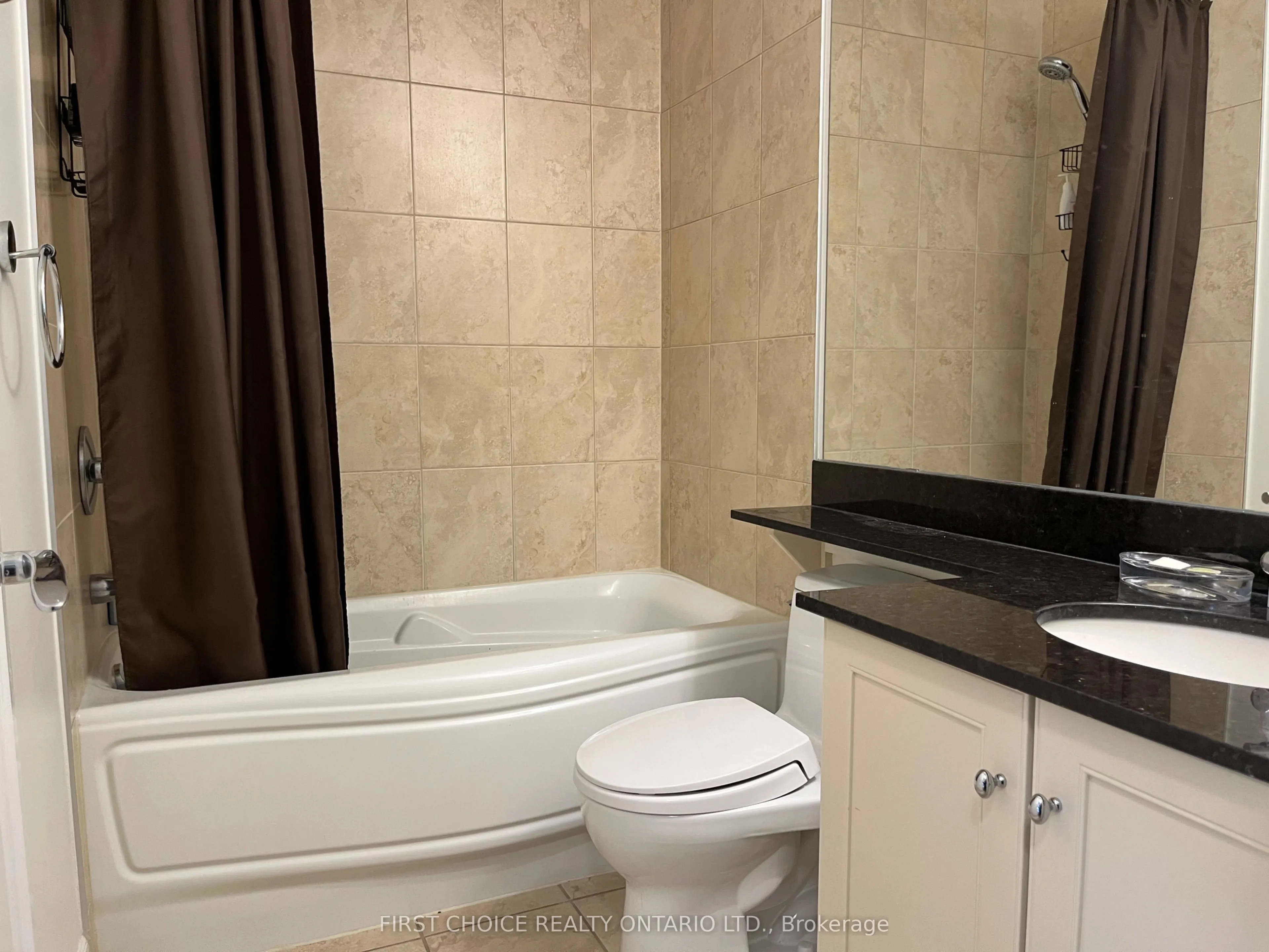 245 Kent Street, #609