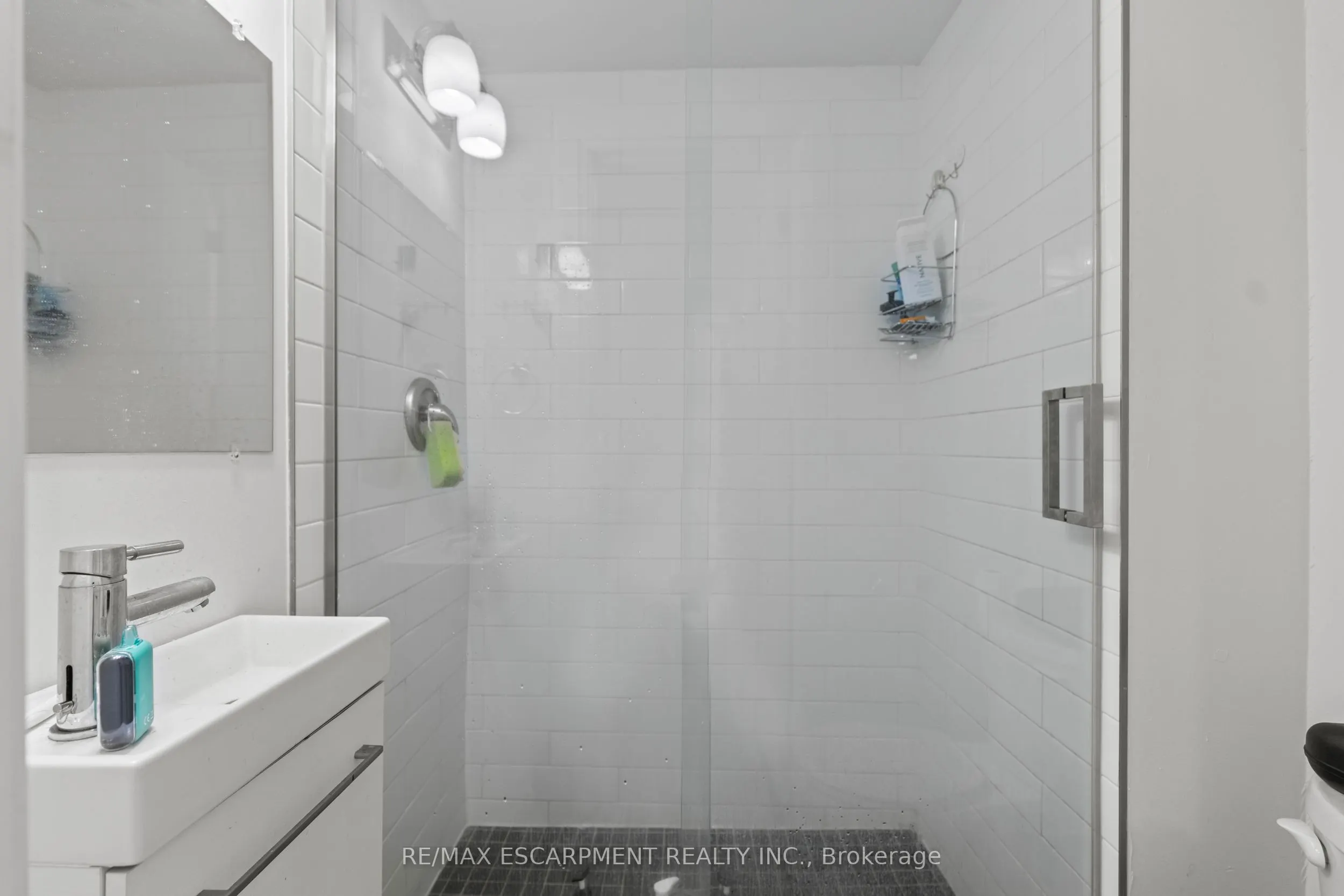 48 Locke Street S