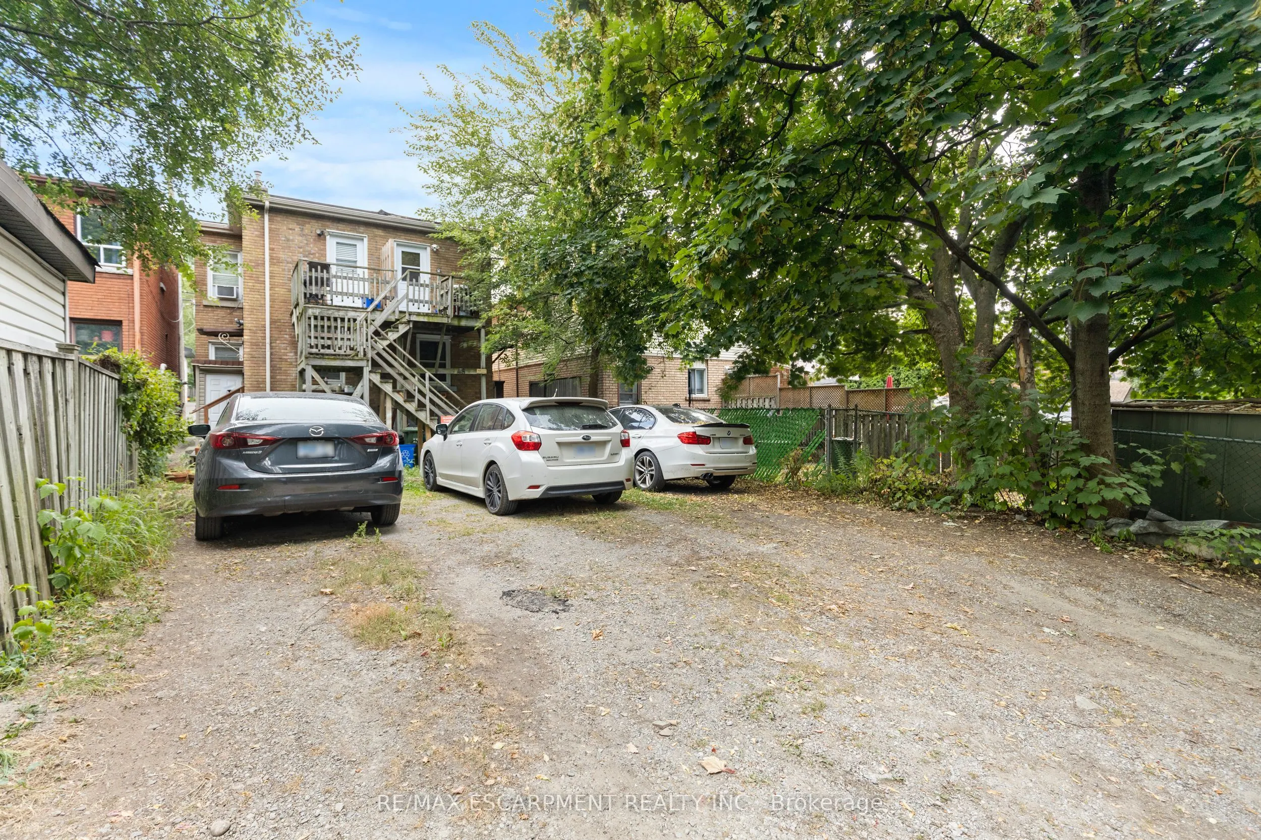 48 Locke Street S