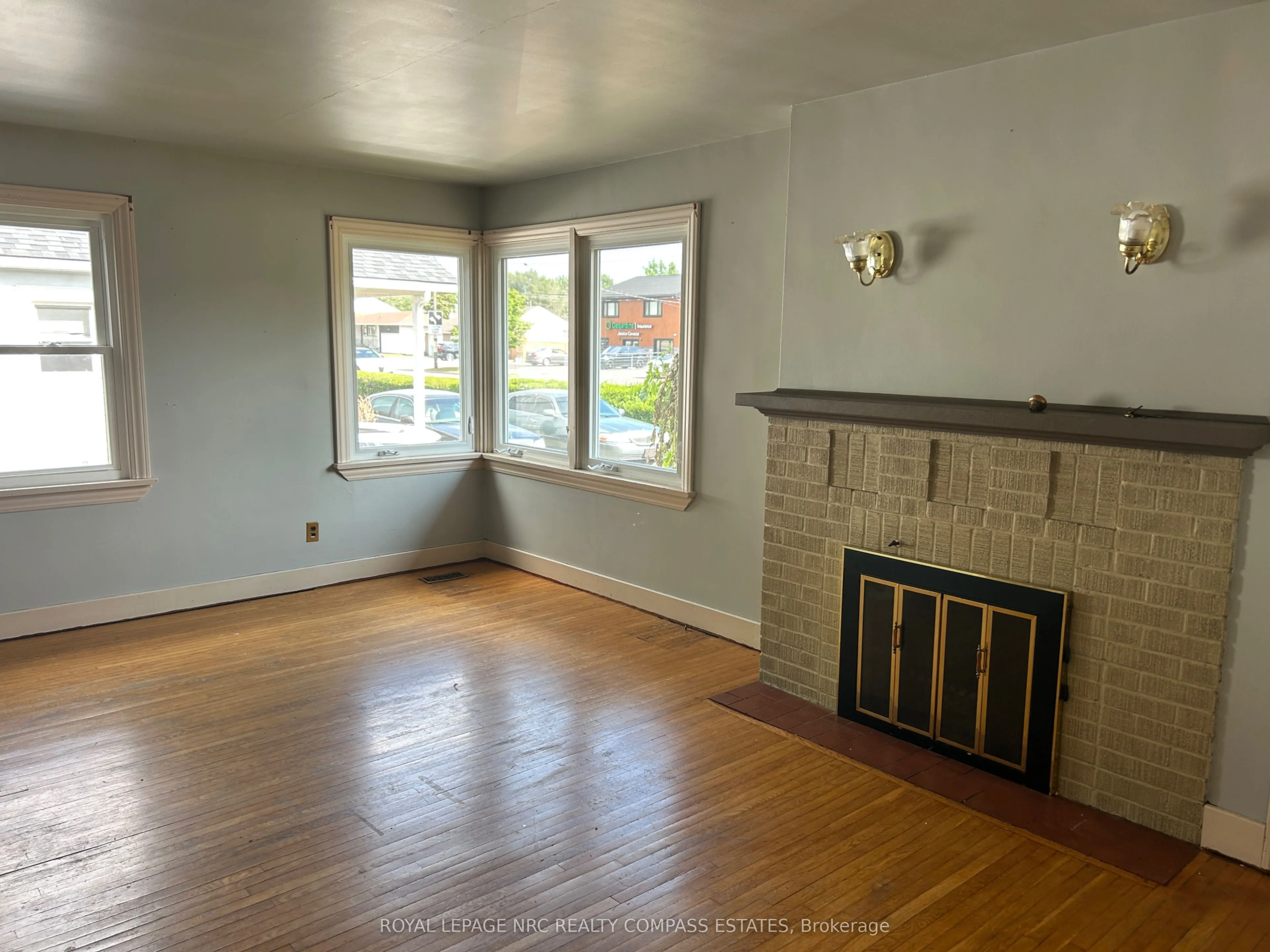 482 Thorold Road, #Upper
