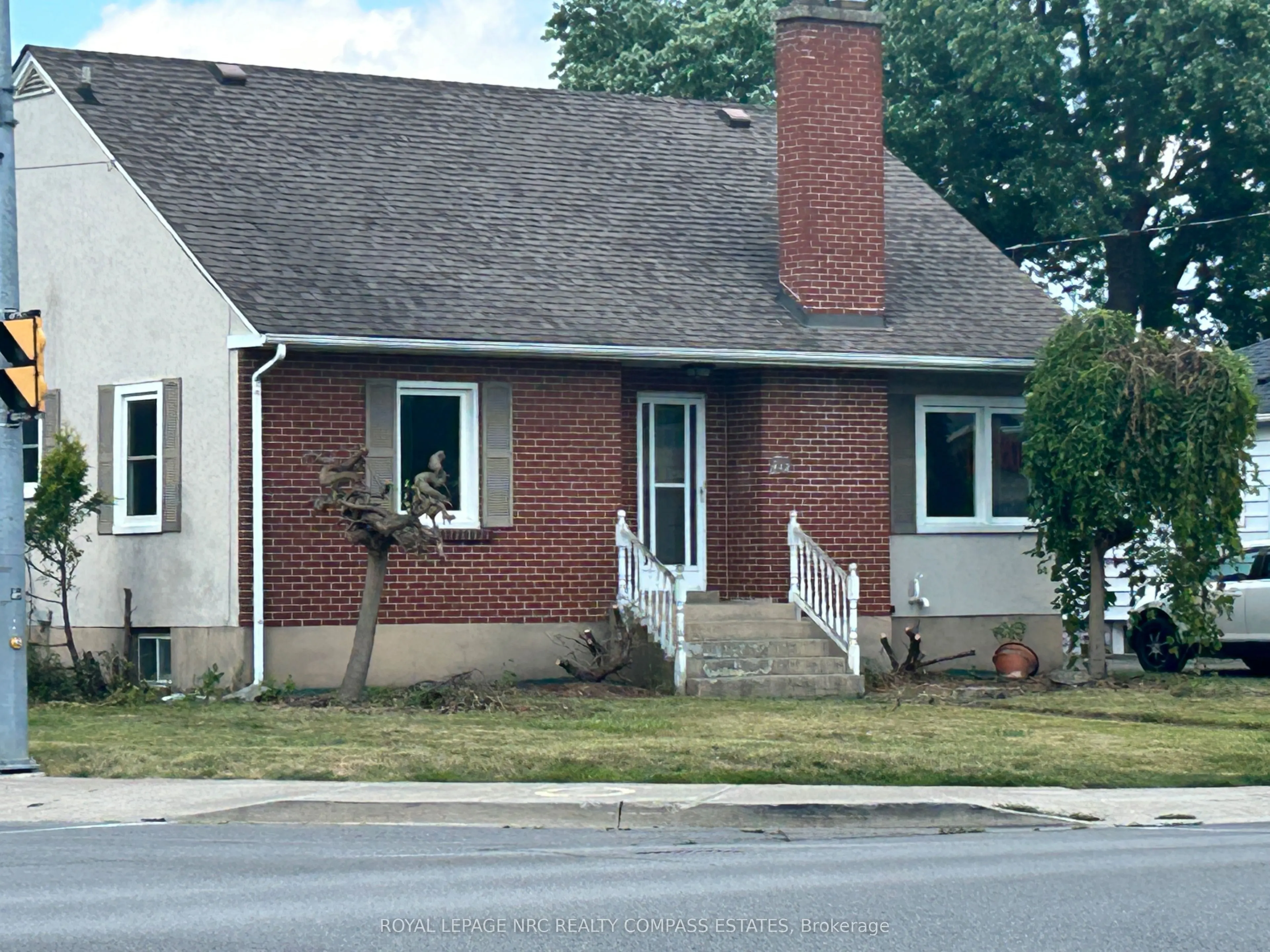 482 Thorold Road, #Upper