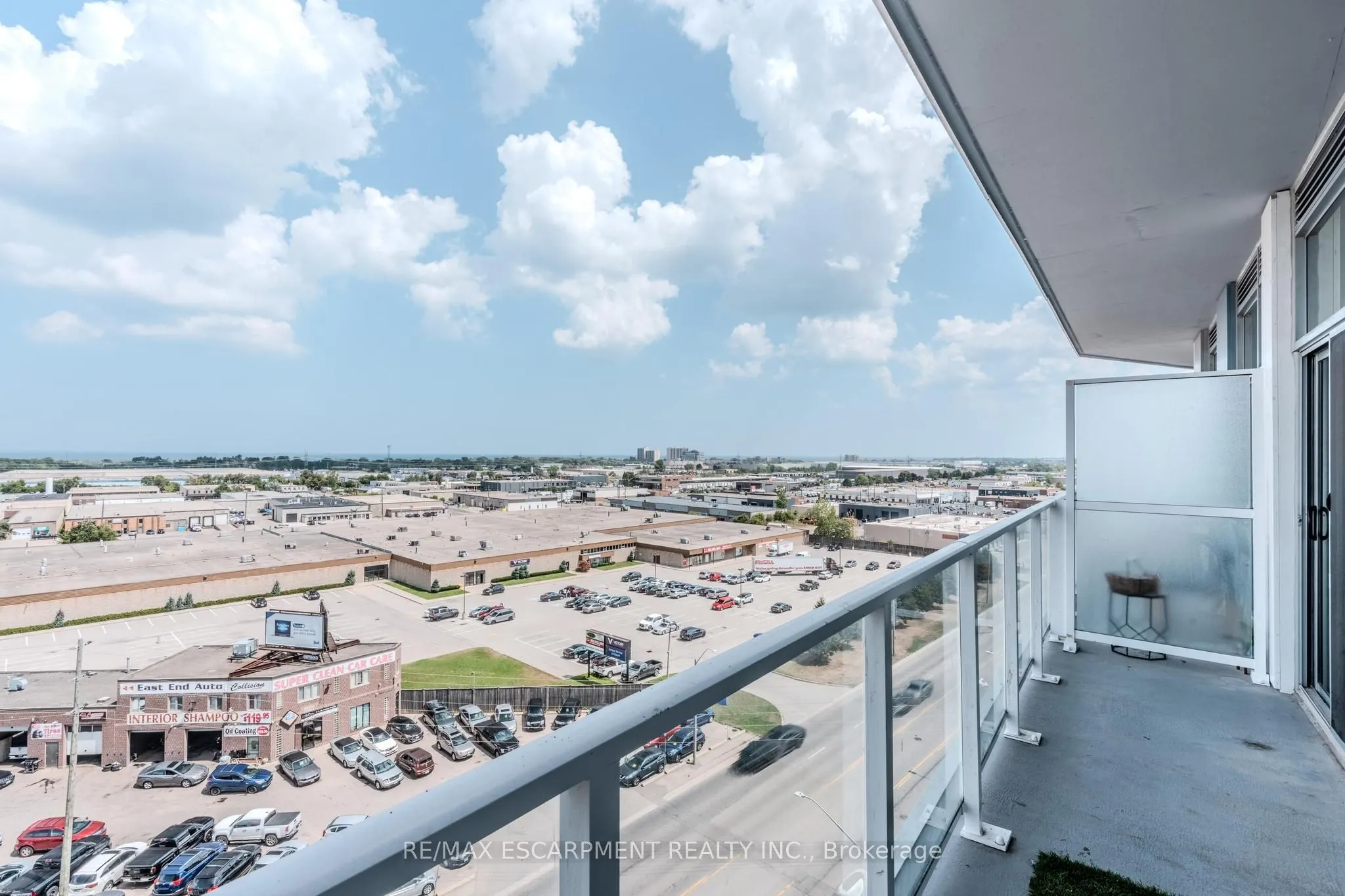 2782 Barton Street E, #814