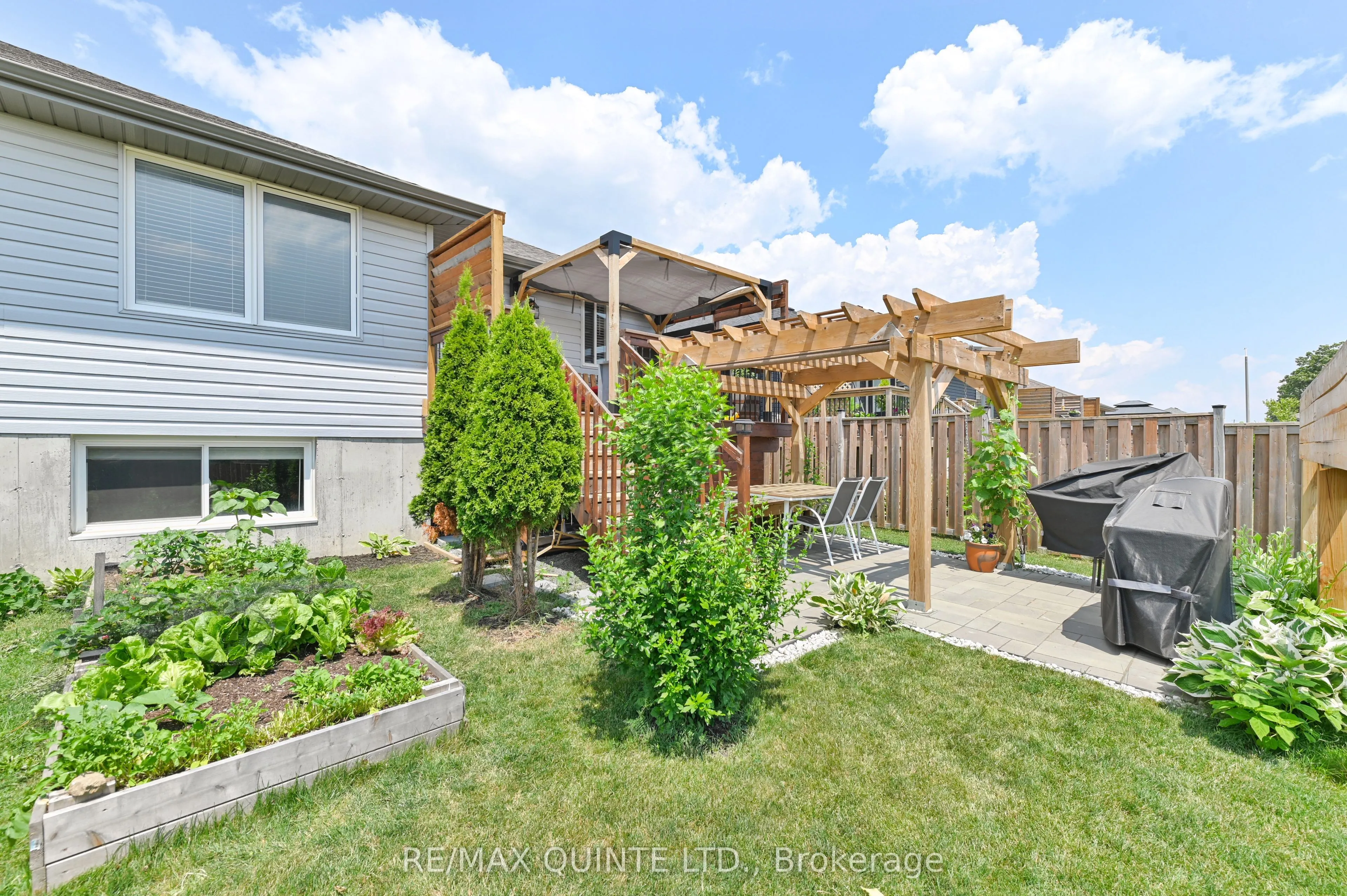 57 Hillside Meadow Drive