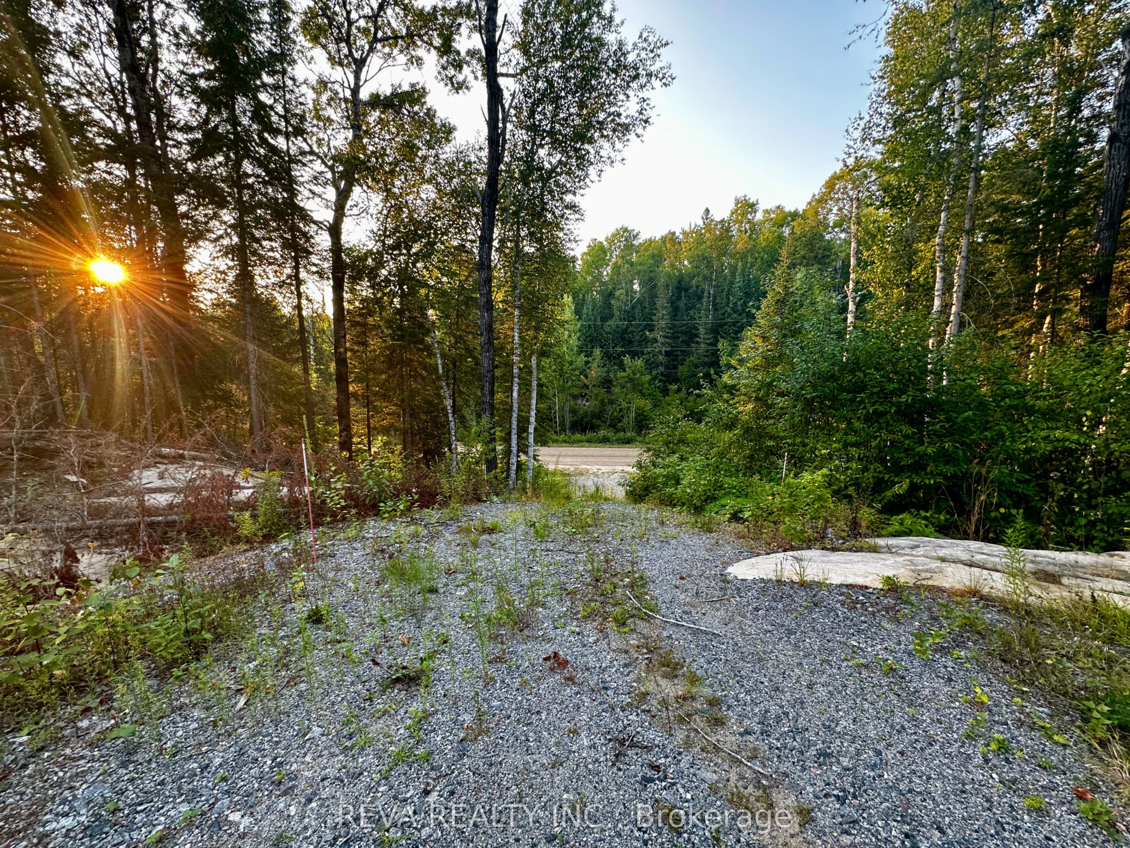 1647 & 1654 Mackenzie Lake Road