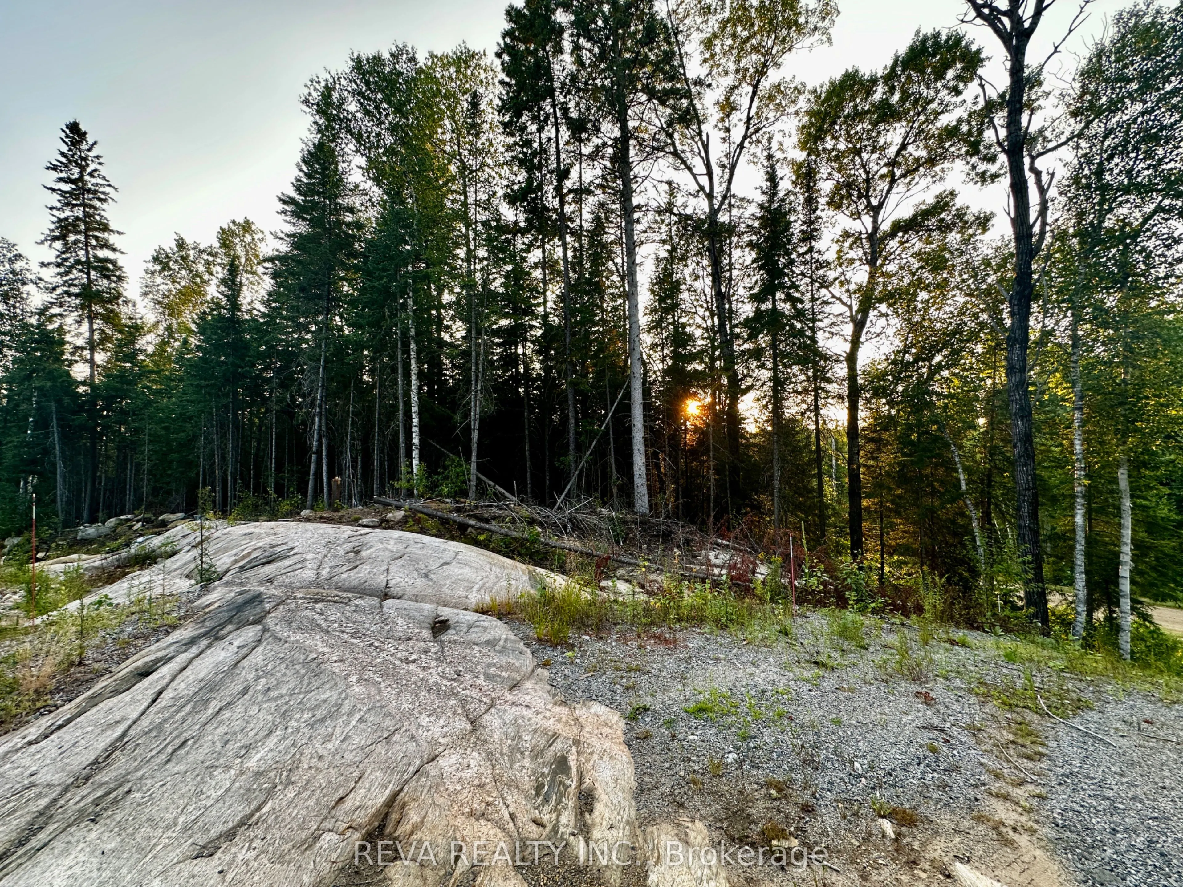 1647 & 1654 Mackenzie Lake Road