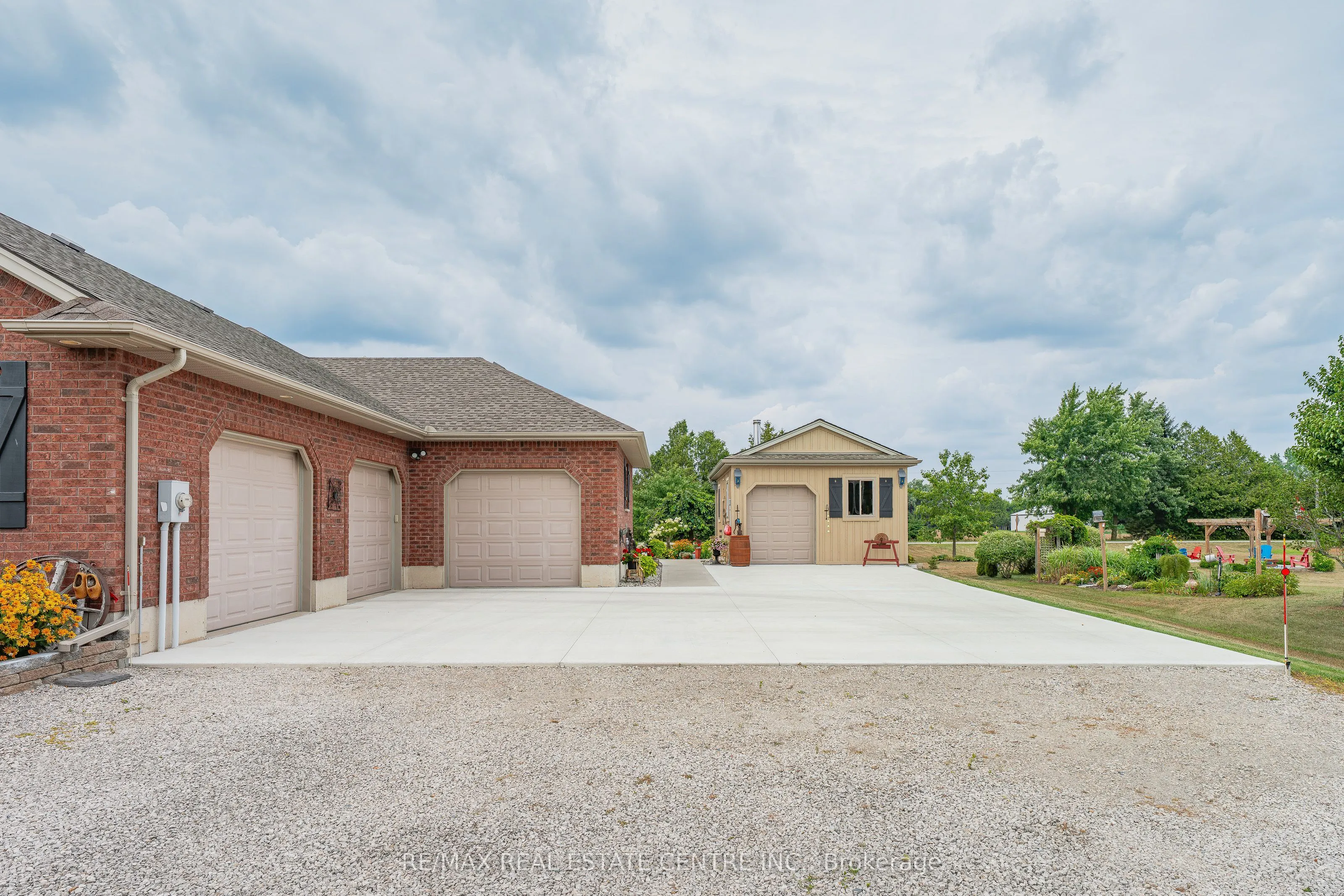 172 Highway 53