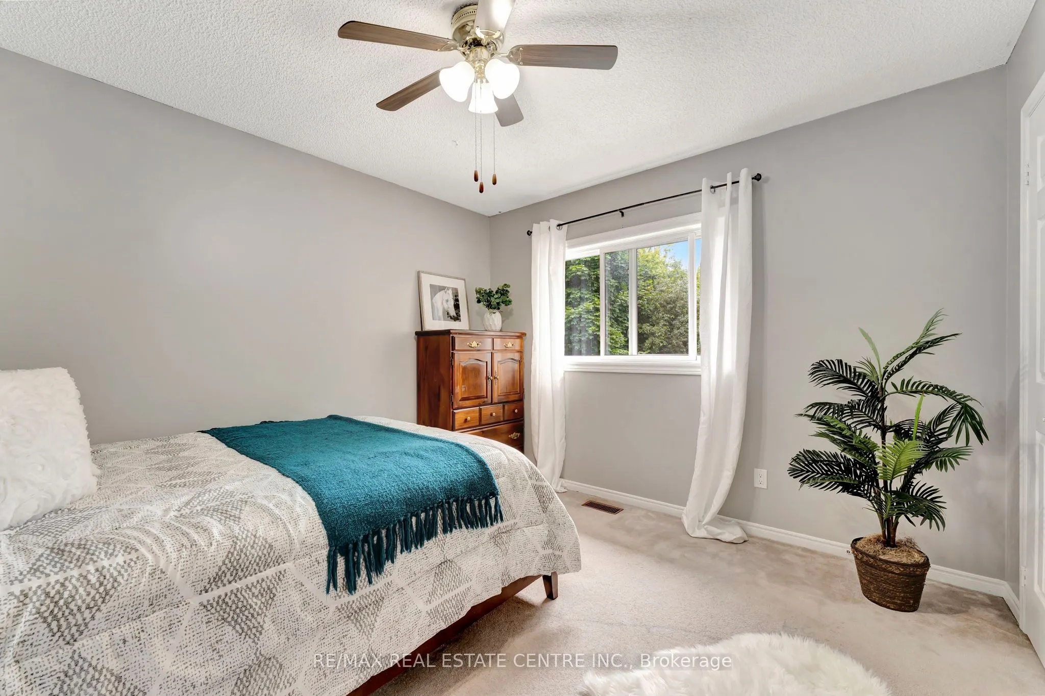 72 Hilborn Avenue