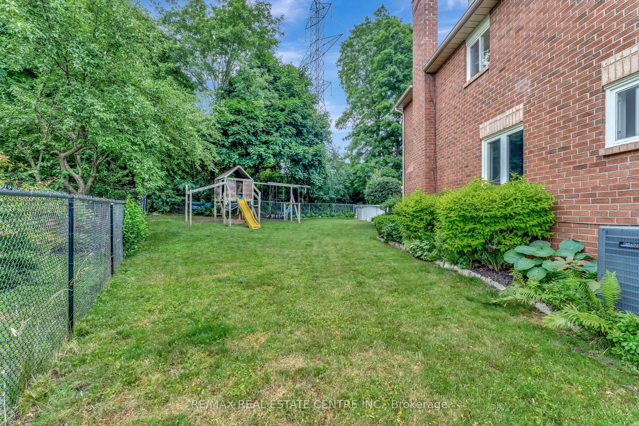 72 Hilborn Avenue