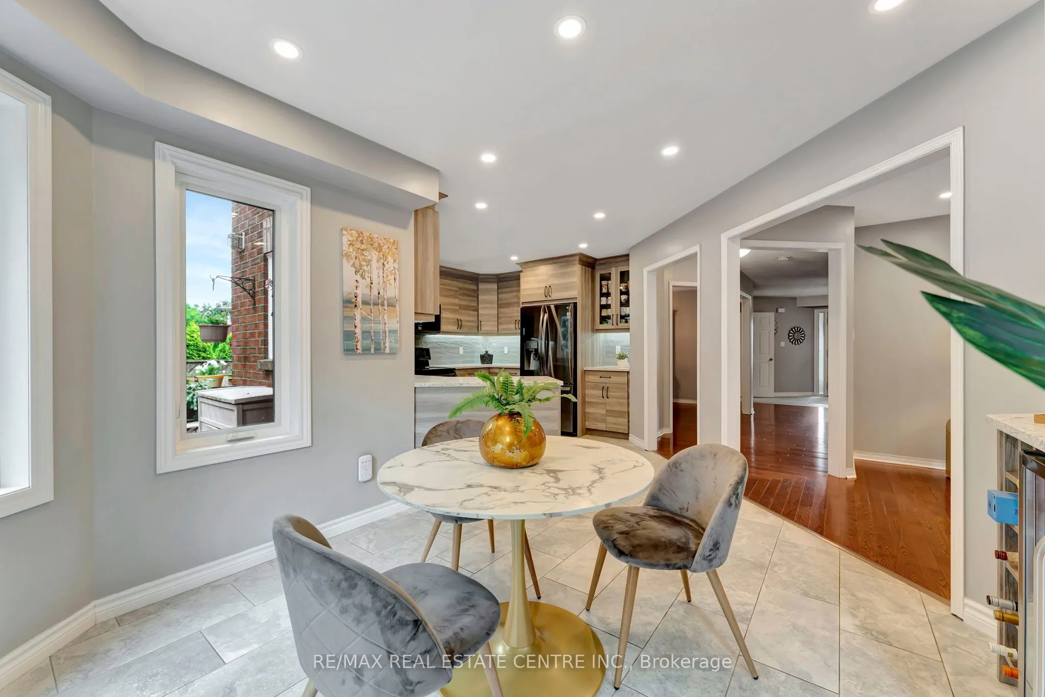 72 Hilborn Avenue