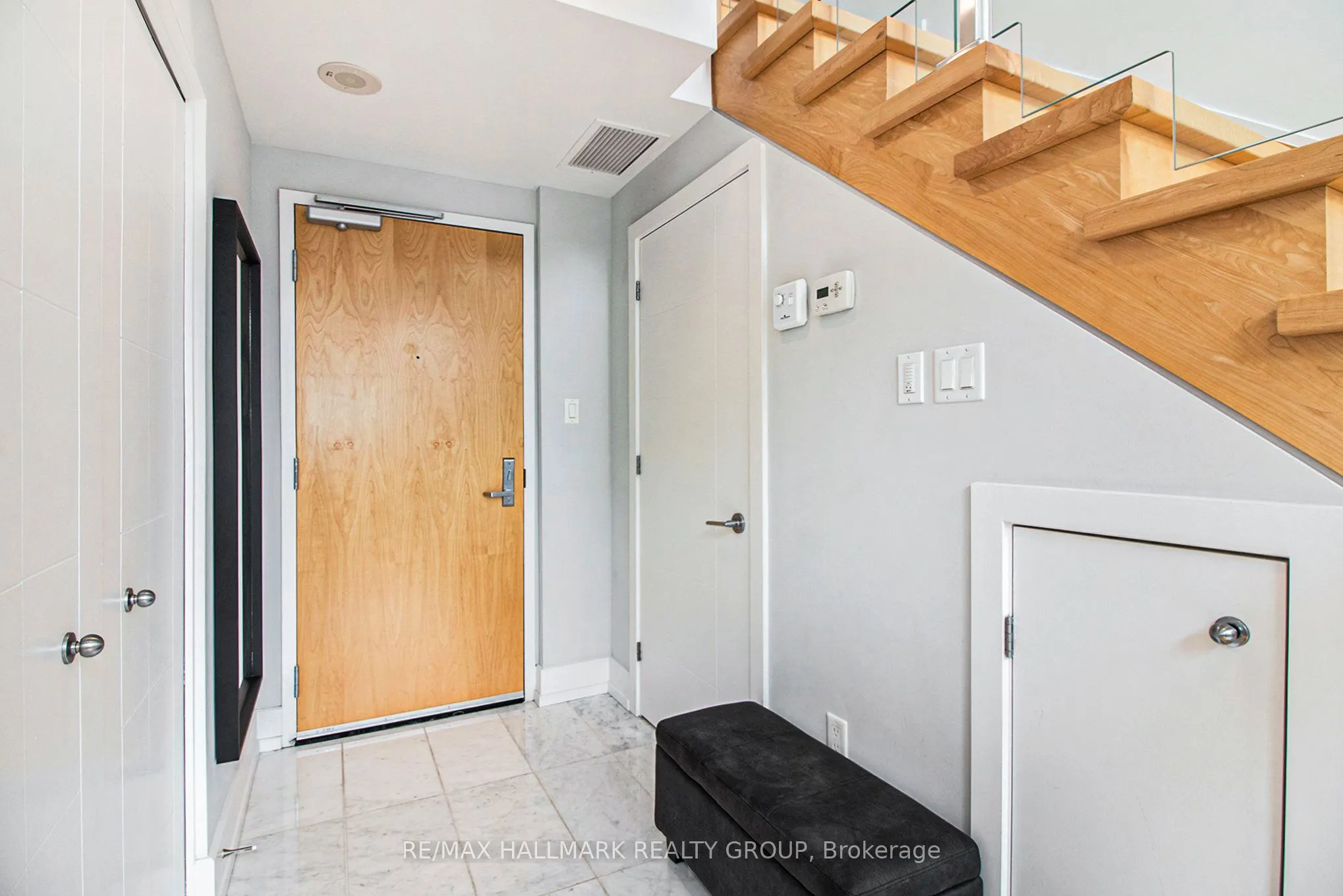 197 Lisgar Street, #213