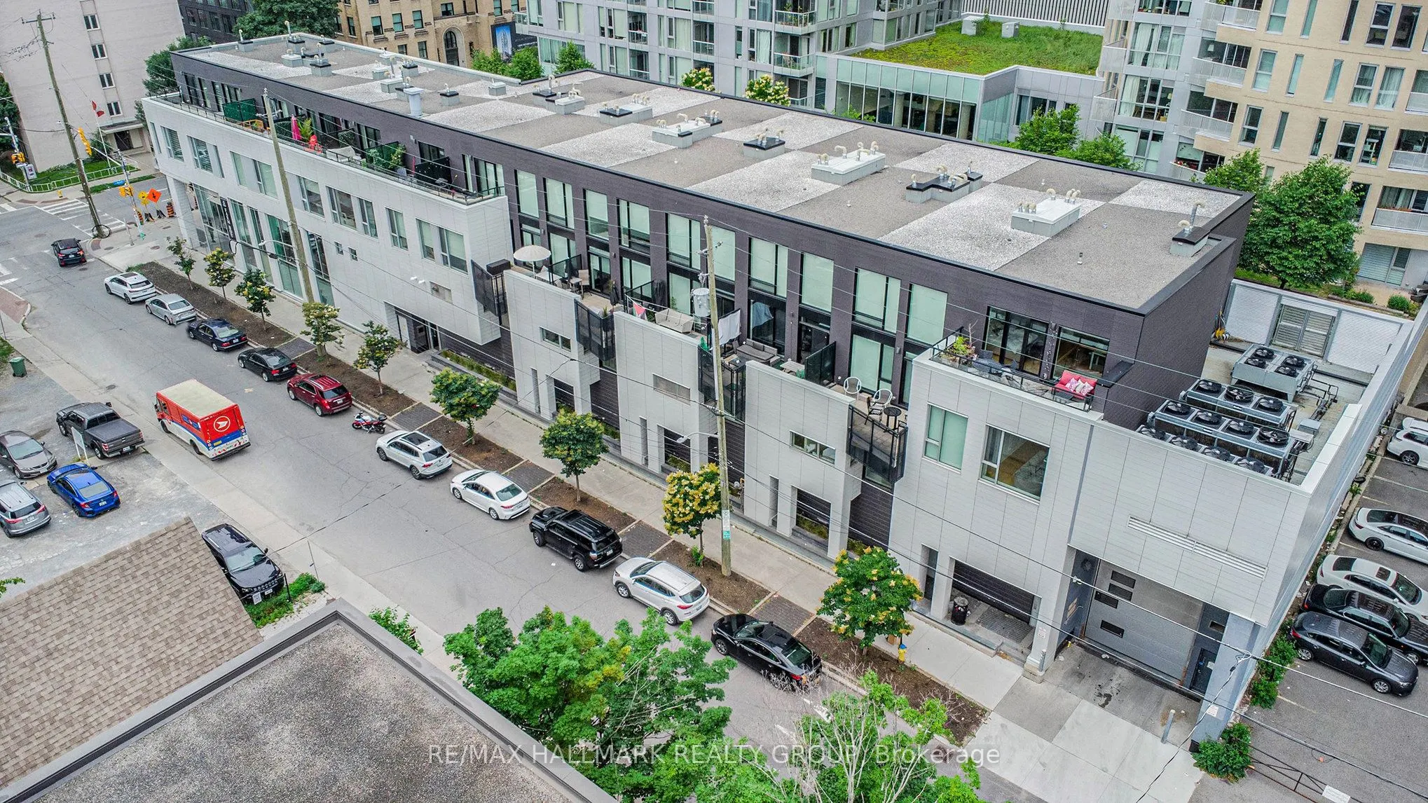 197 Lisgar Street, #213