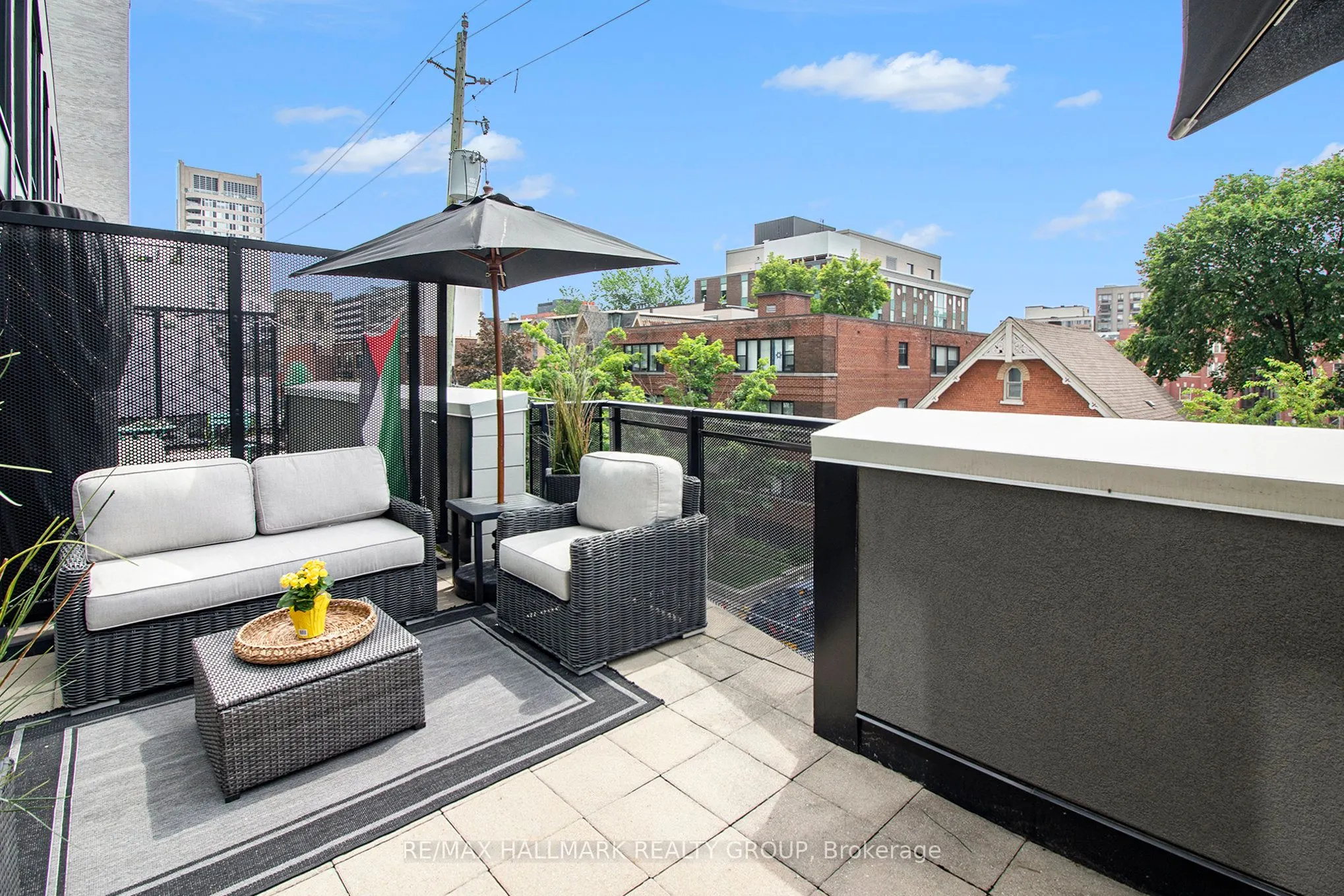 197 Lisgar Street, #213