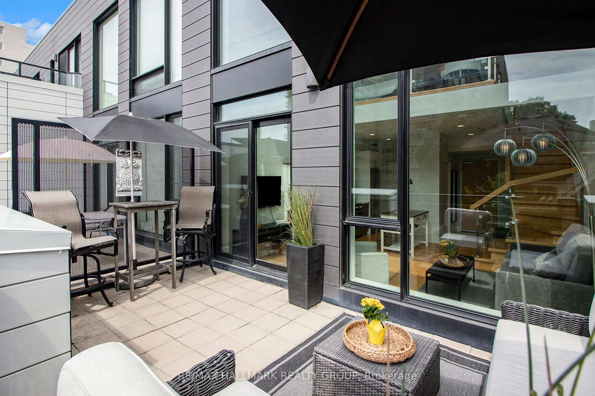 197 Lisgar Street, #213