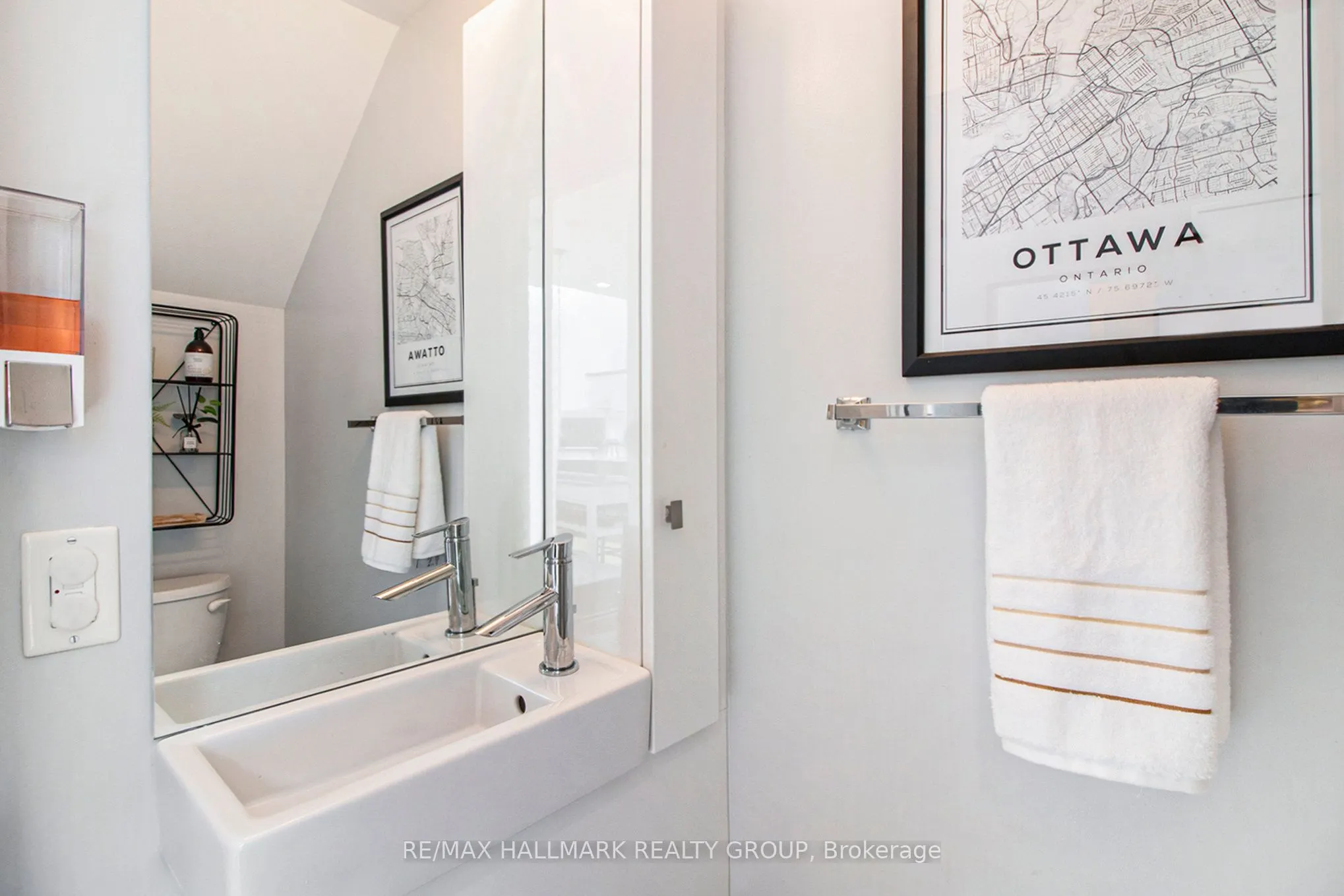 197 Lisgar Street, #213