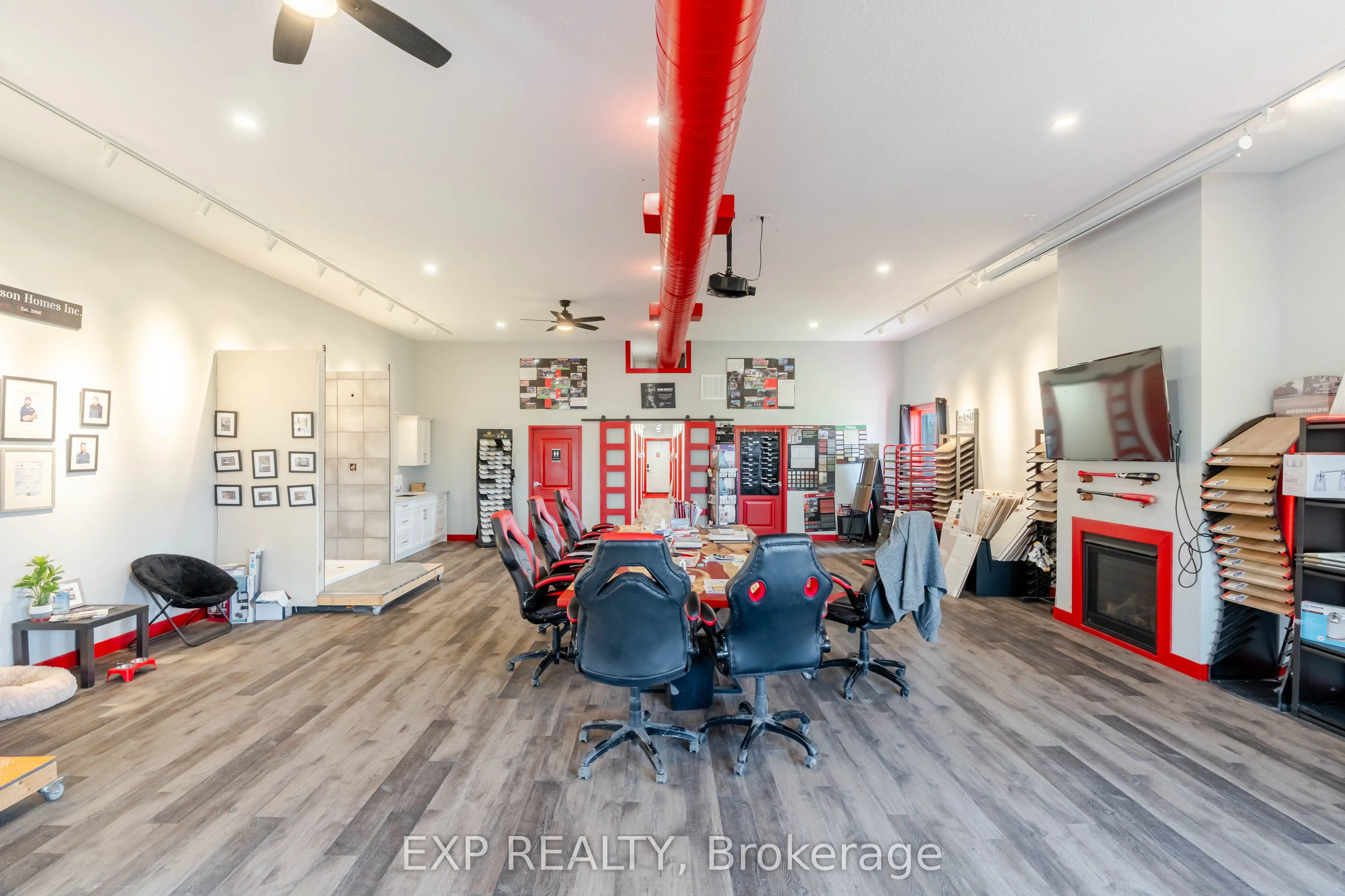 9258 Highway 15