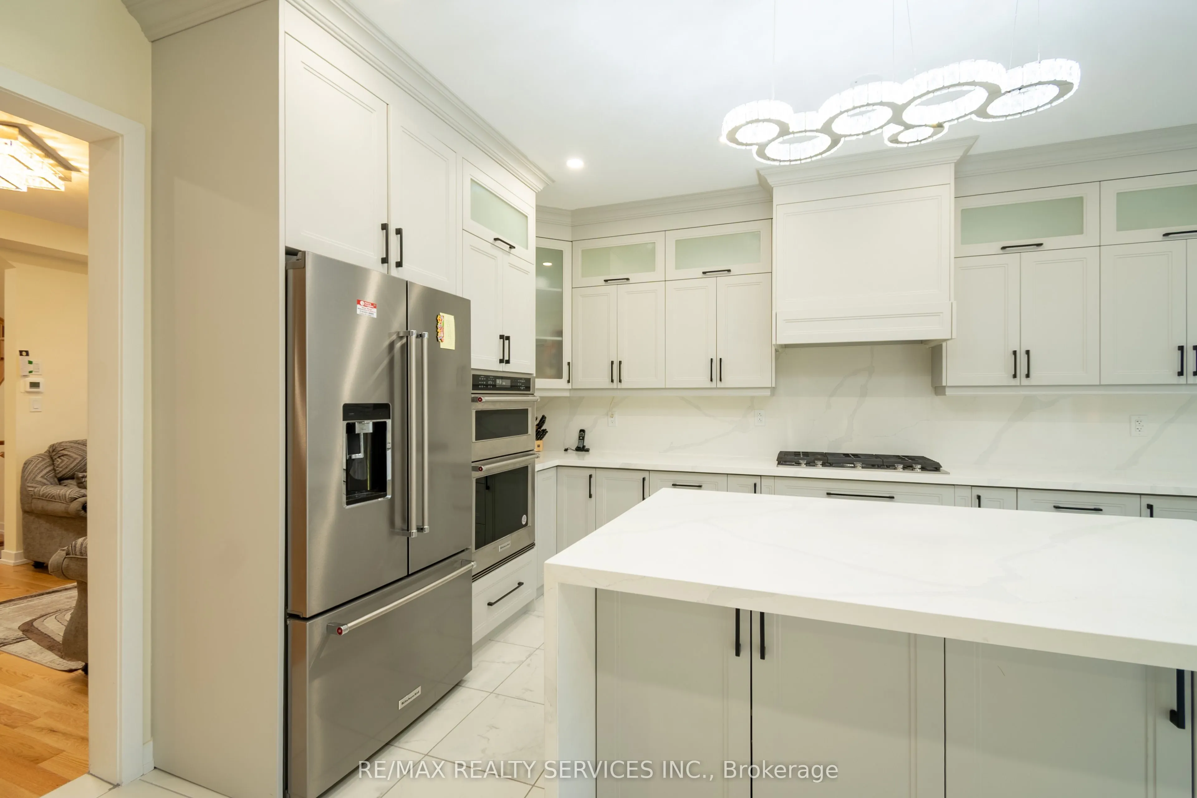 72 Paperbirch Drive
