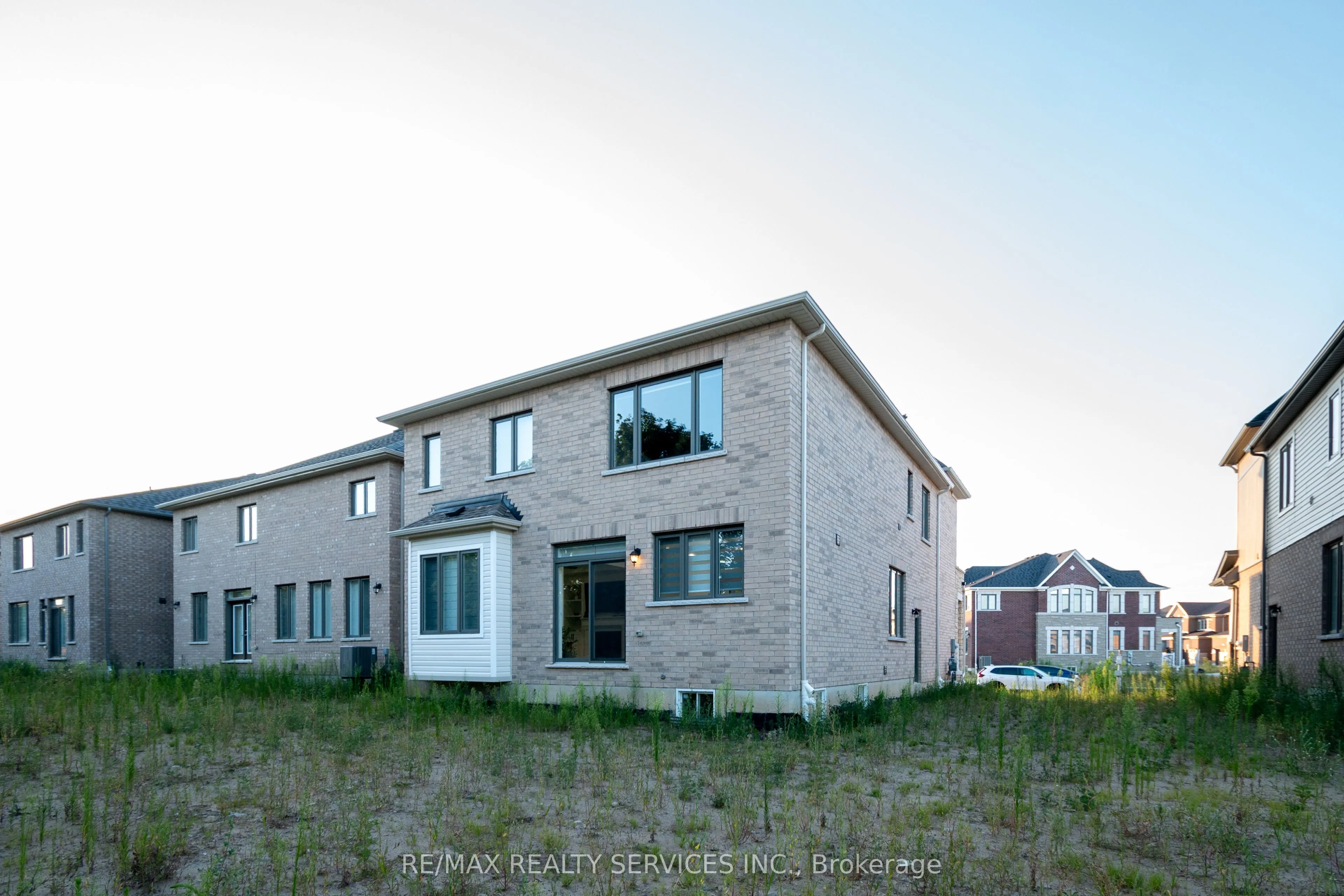 72 Paperbirch Drive