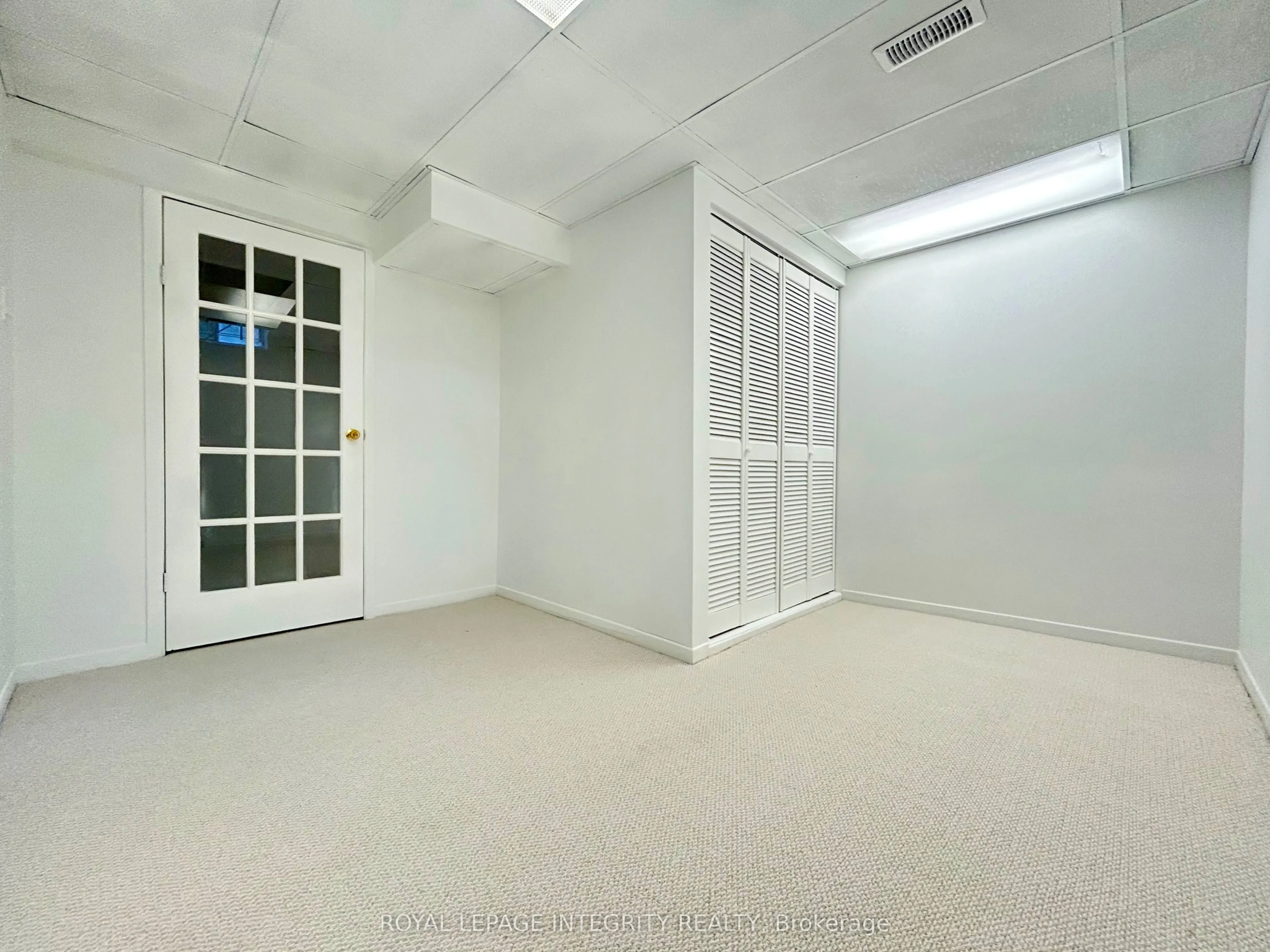 77 Seabrooke Drive