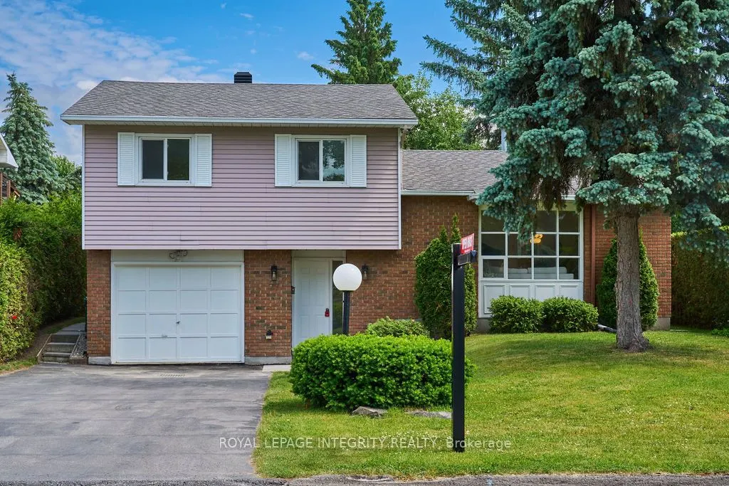 77 Seabrooke Drive