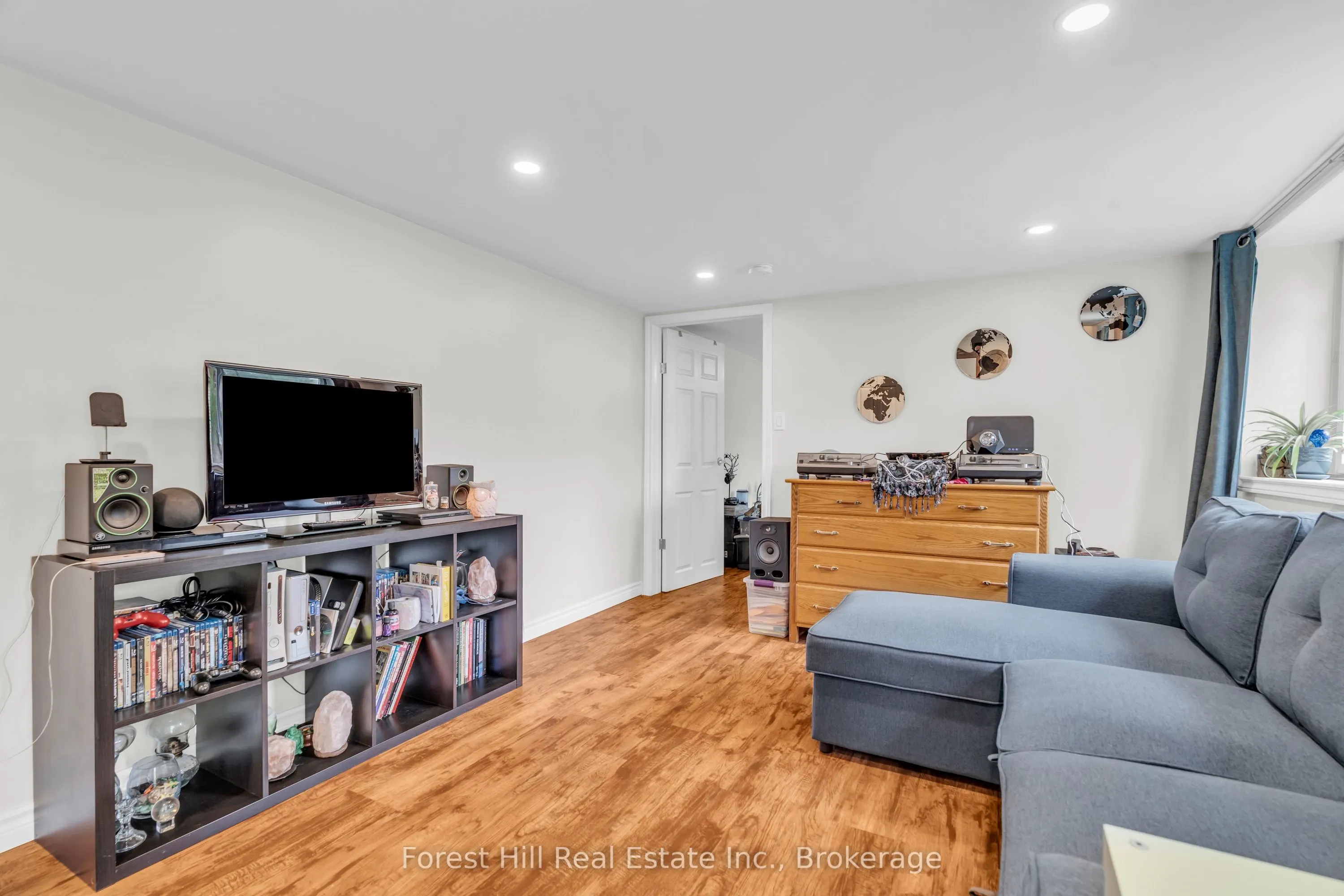 110 Stonybrook Drive