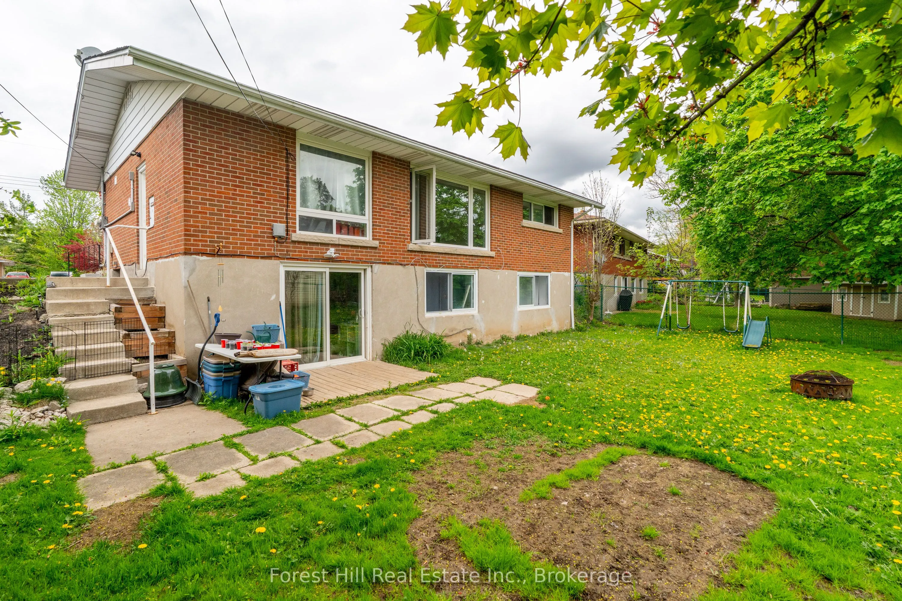 110 Stonybrook Drive
