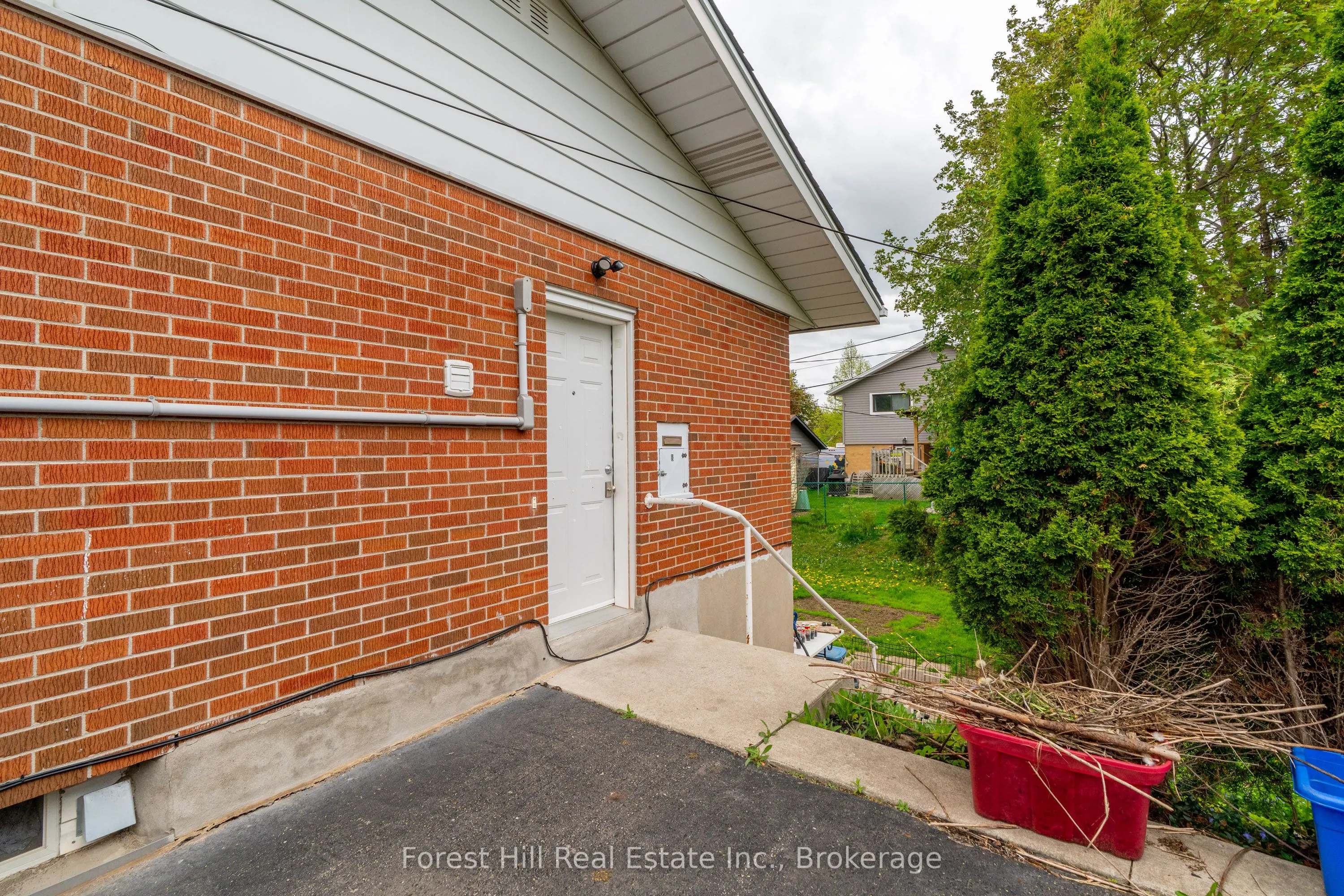110 Stonybrook Drive
