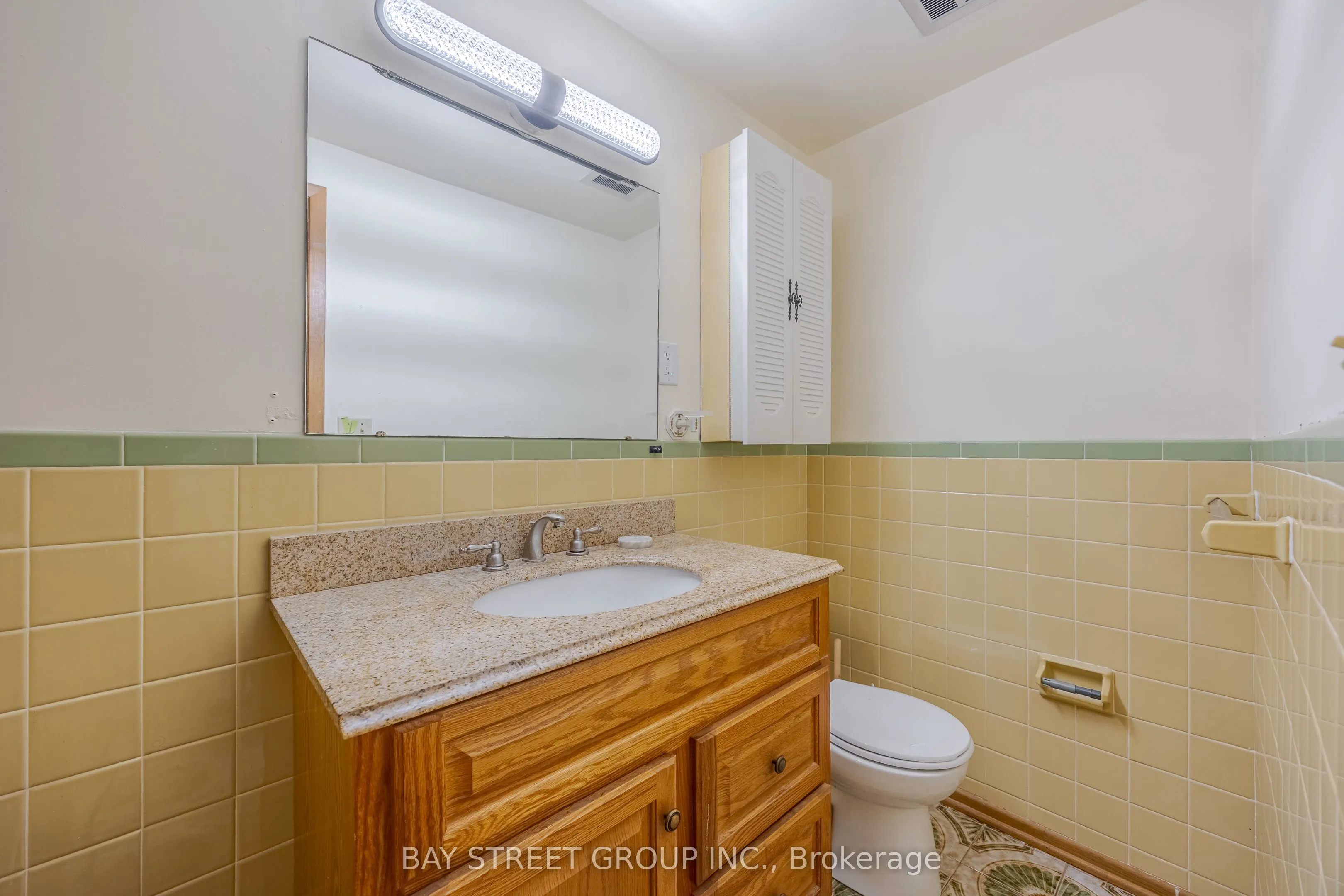29 West Street N, #Lower