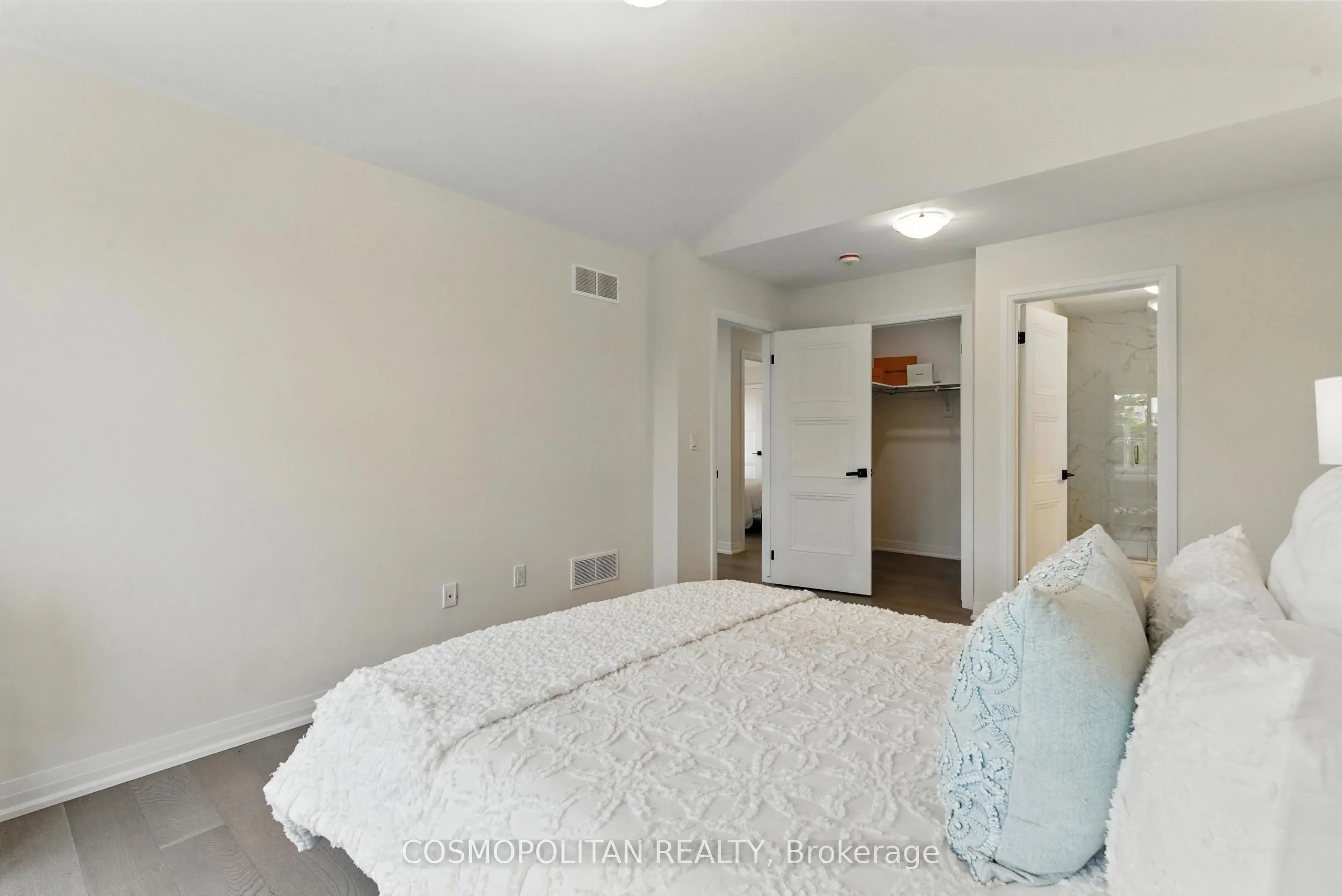 71 A Bradley Street, #A