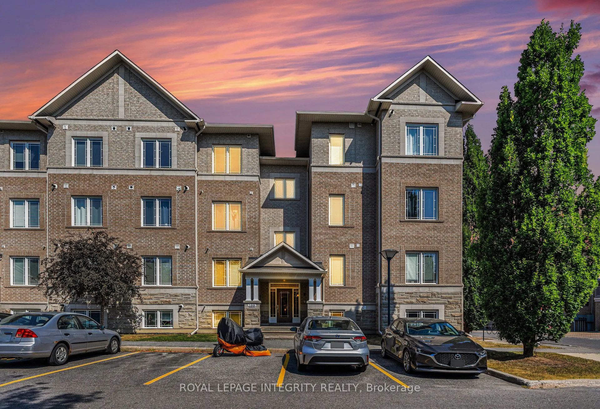 188 Paseo Private, #8