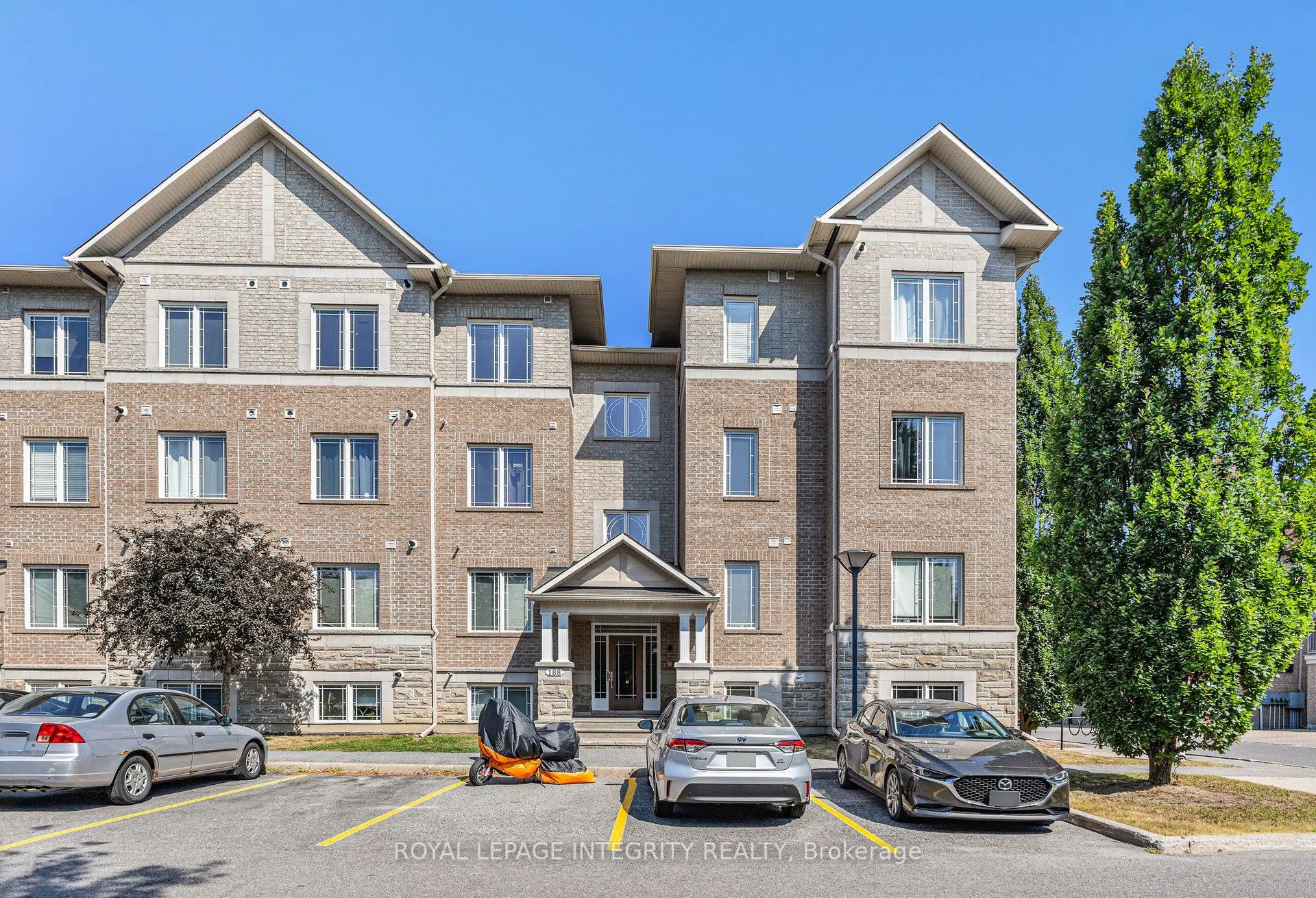 188 Paseo Private, #8