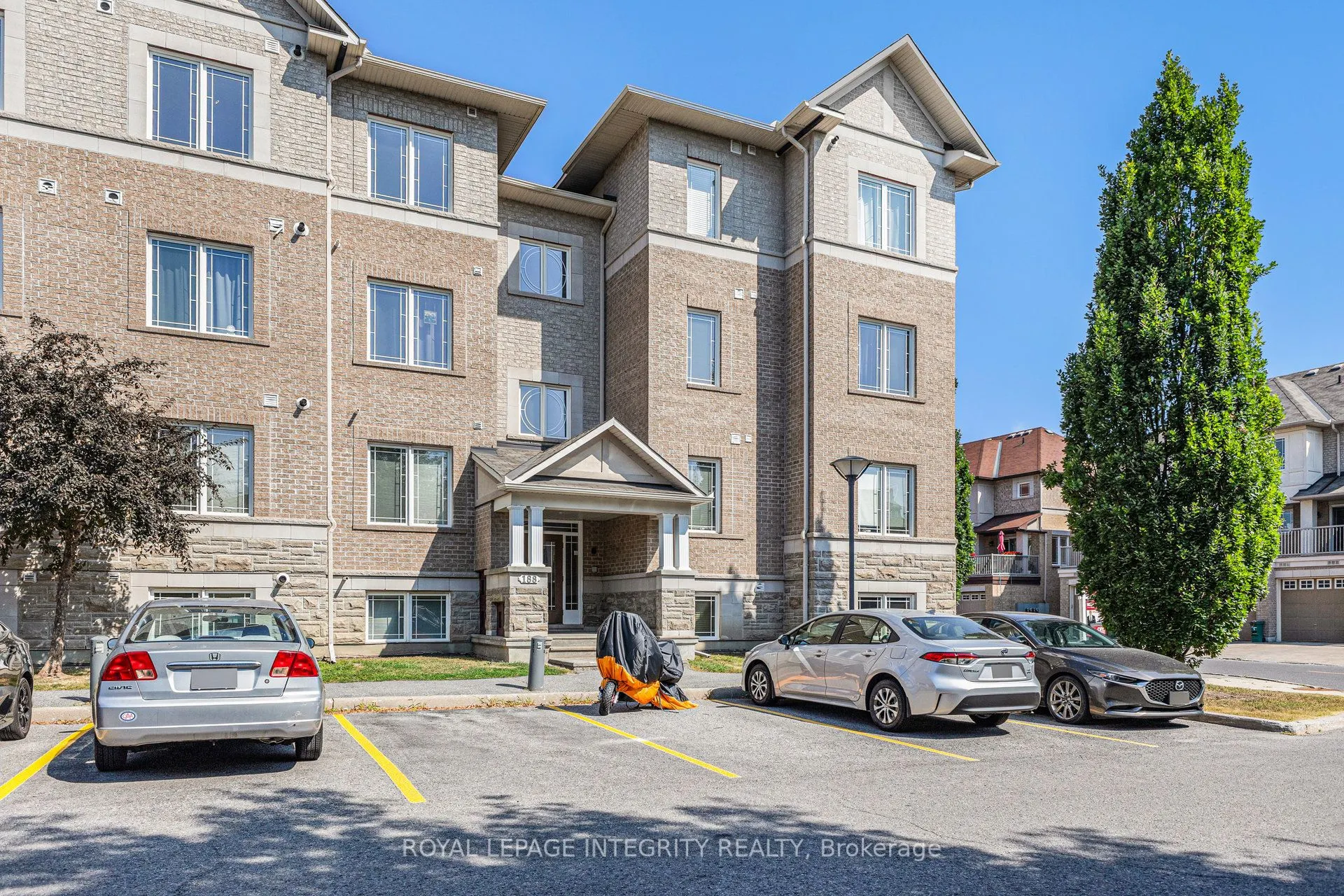 188 Paseo Private, #8