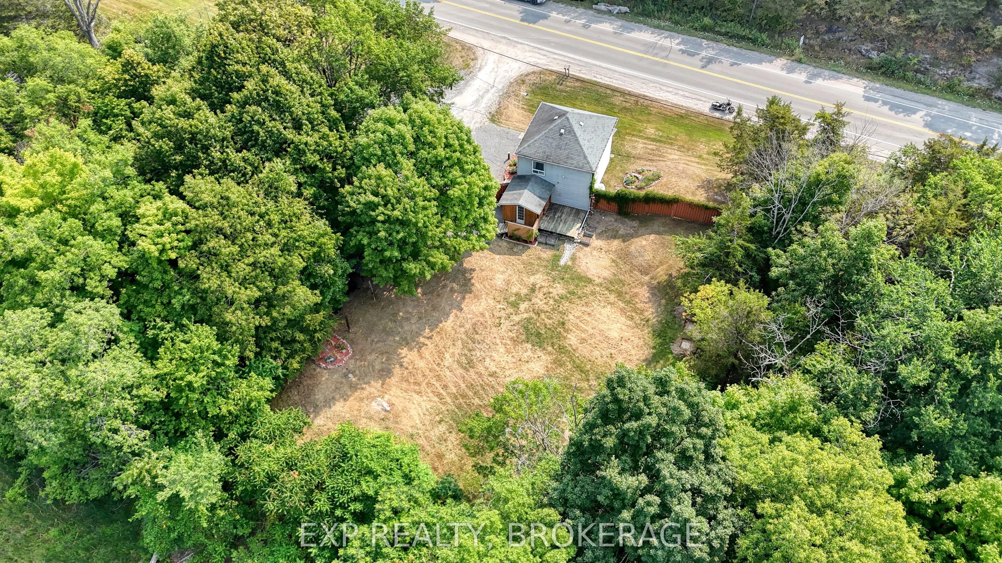 7993 PERTH Road