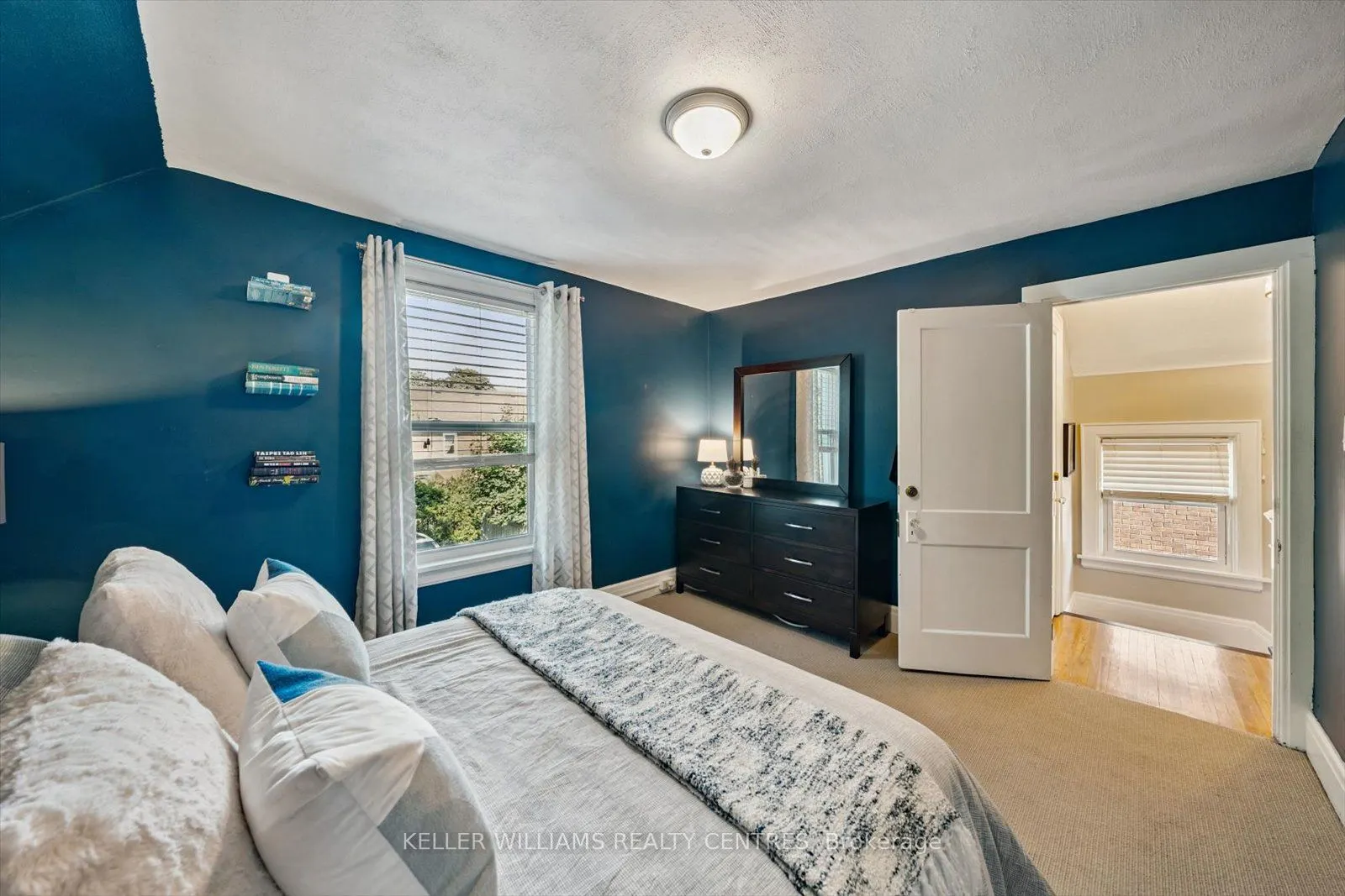 591 Woolwich Street