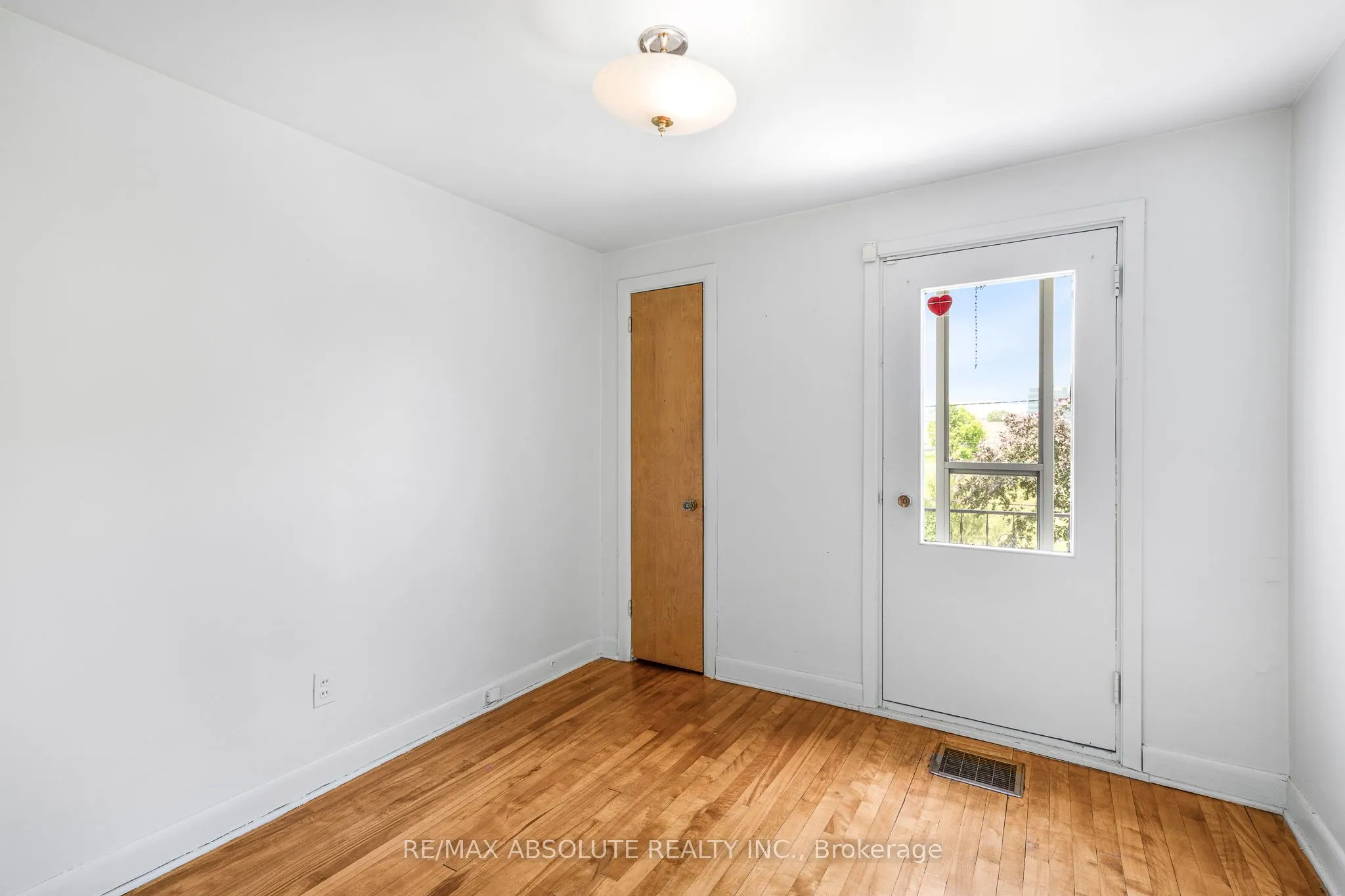 352 Lacasse Avenue