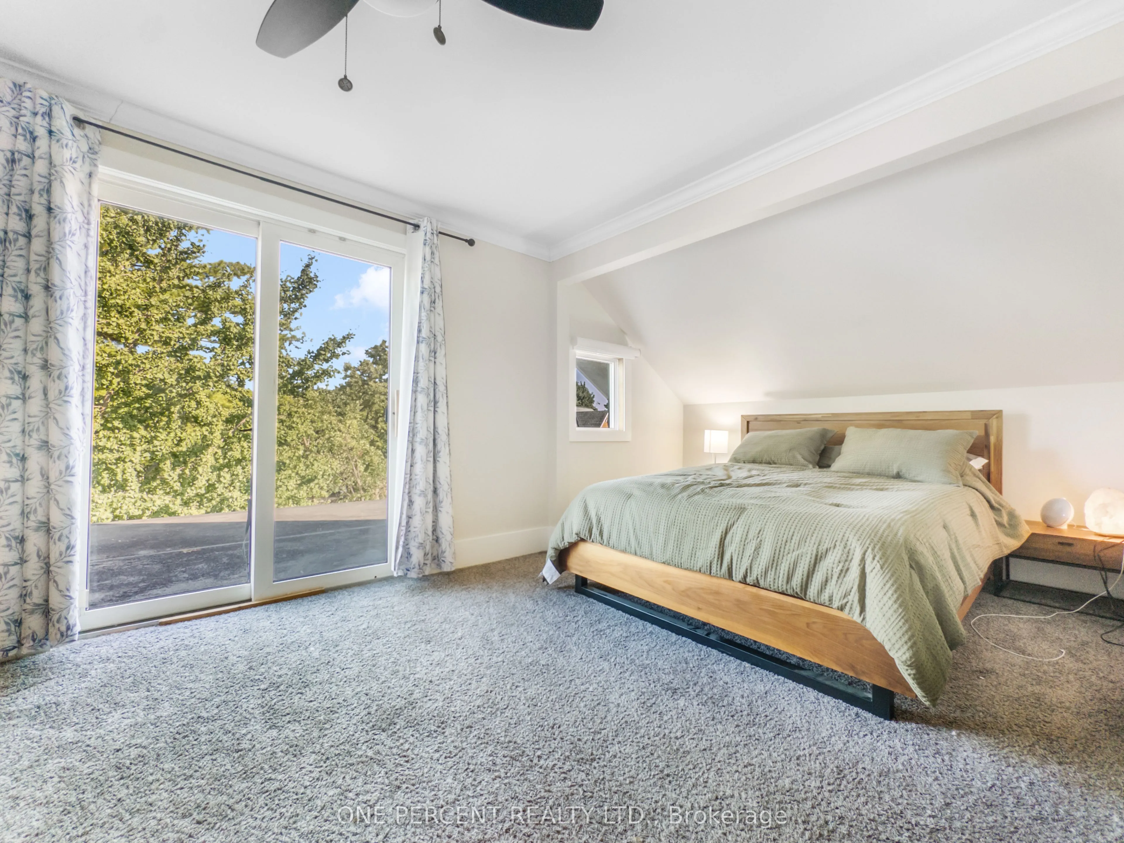 53 HIGHLAND Avenue