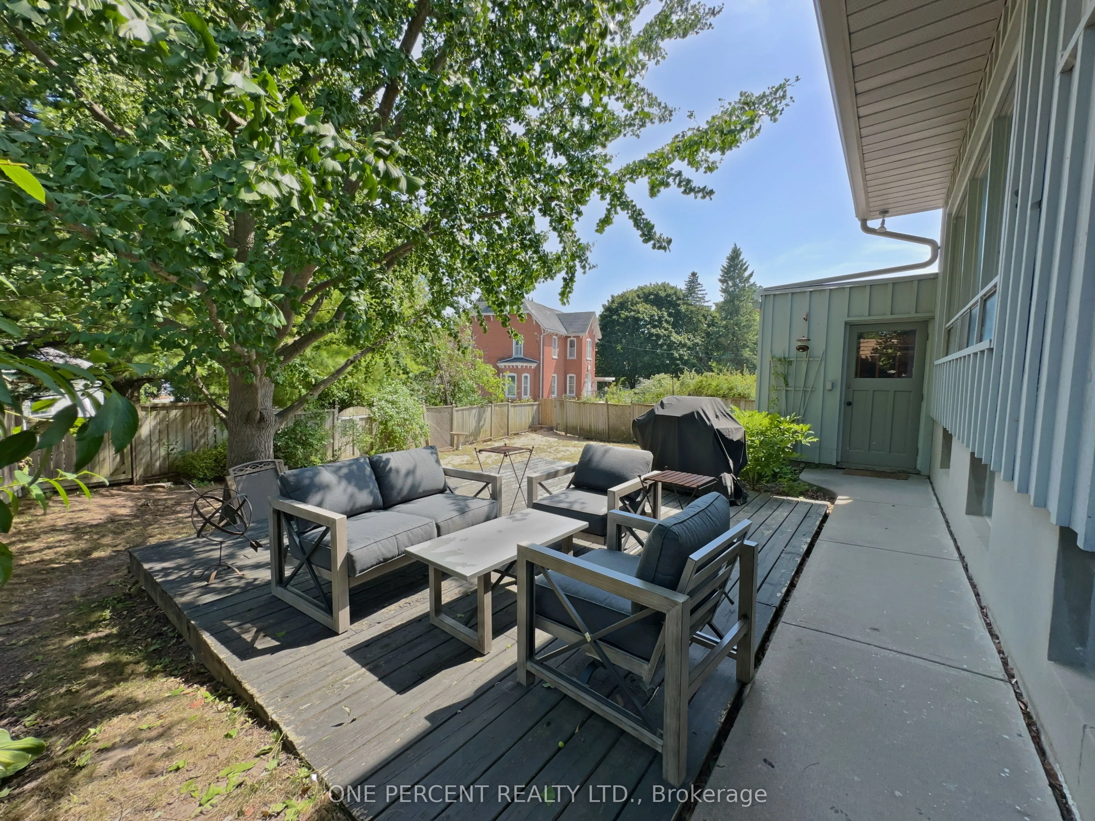 53 HIGHLAND Avenue