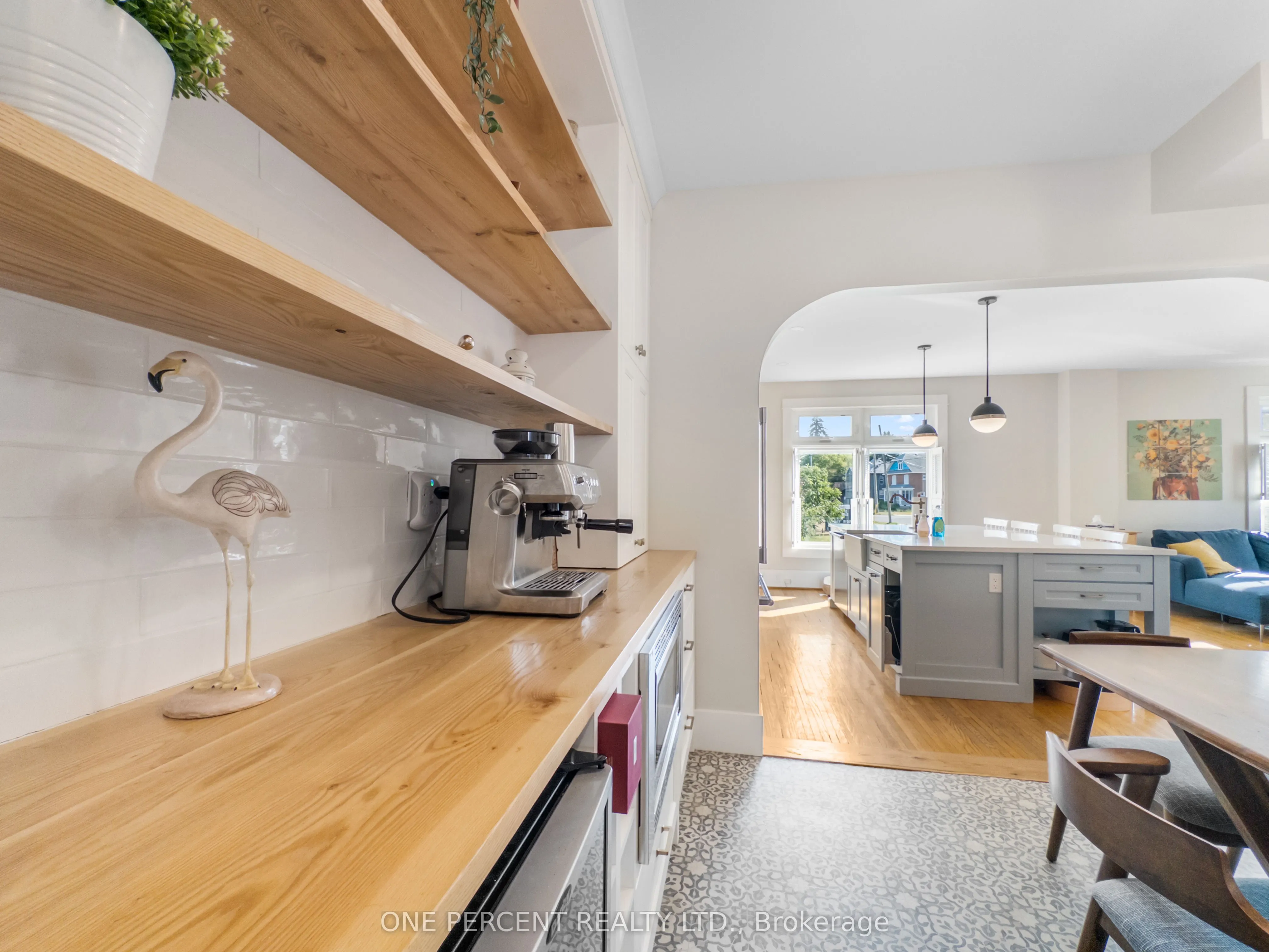 53 HIGHLAND Avenue