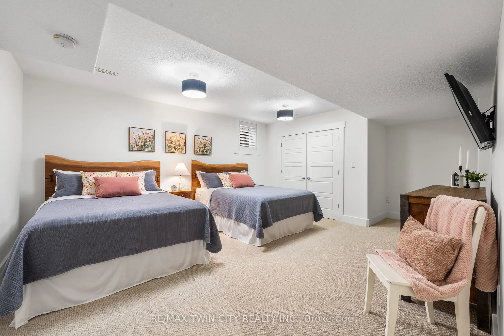 303 Terrace Wood Crescent