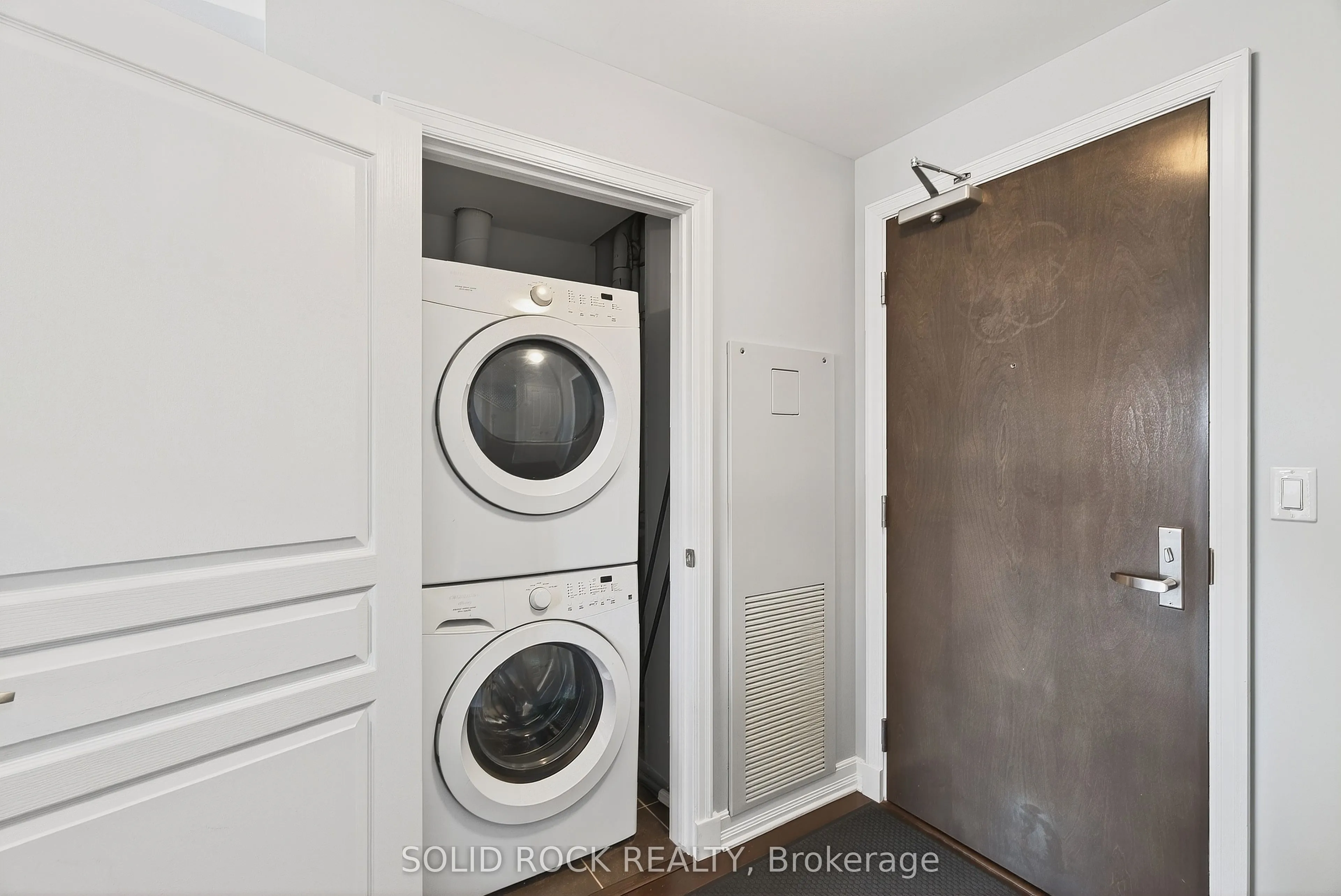 238 Besserer Street, #703