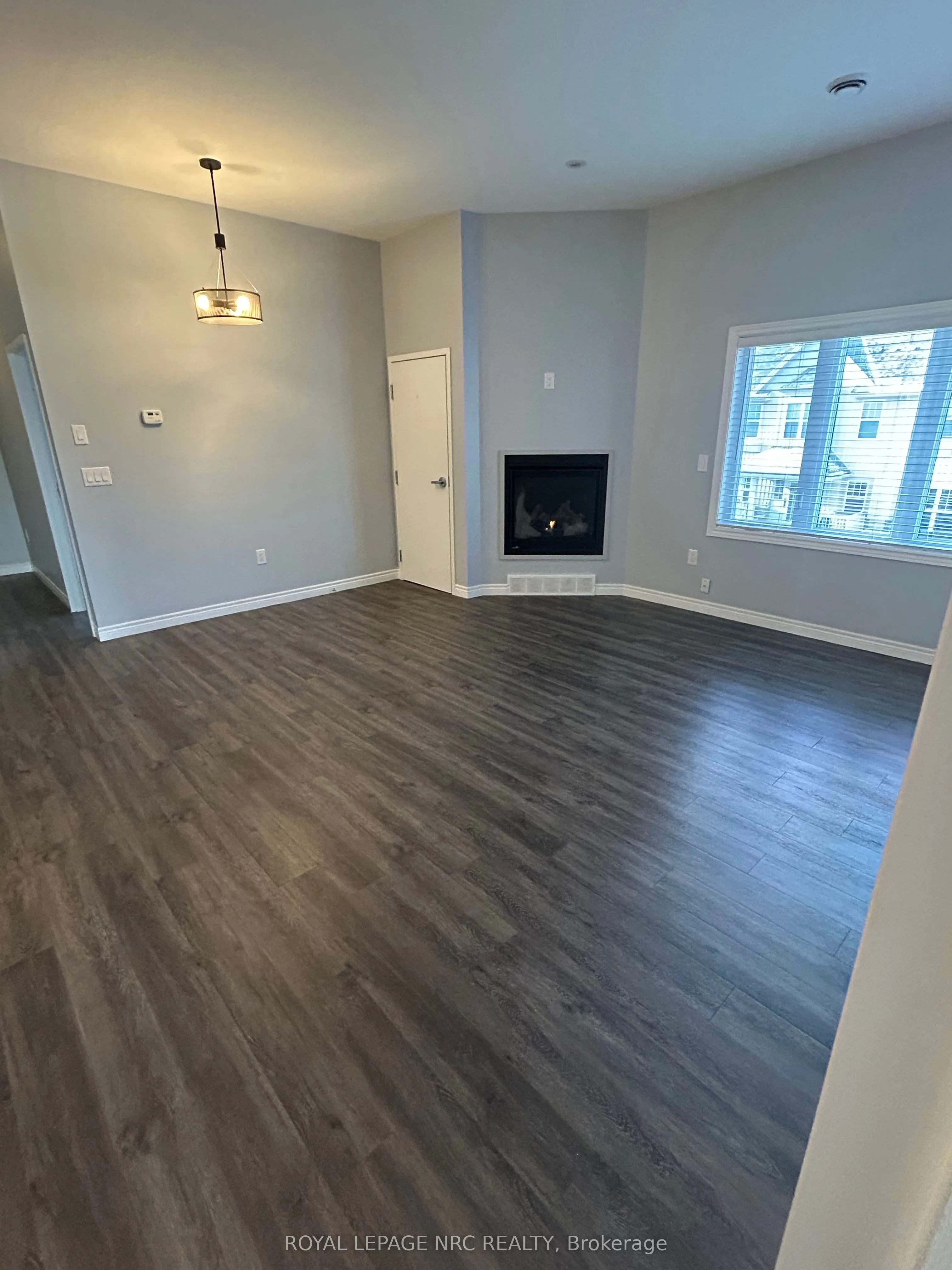 376 Mary Street, #2A