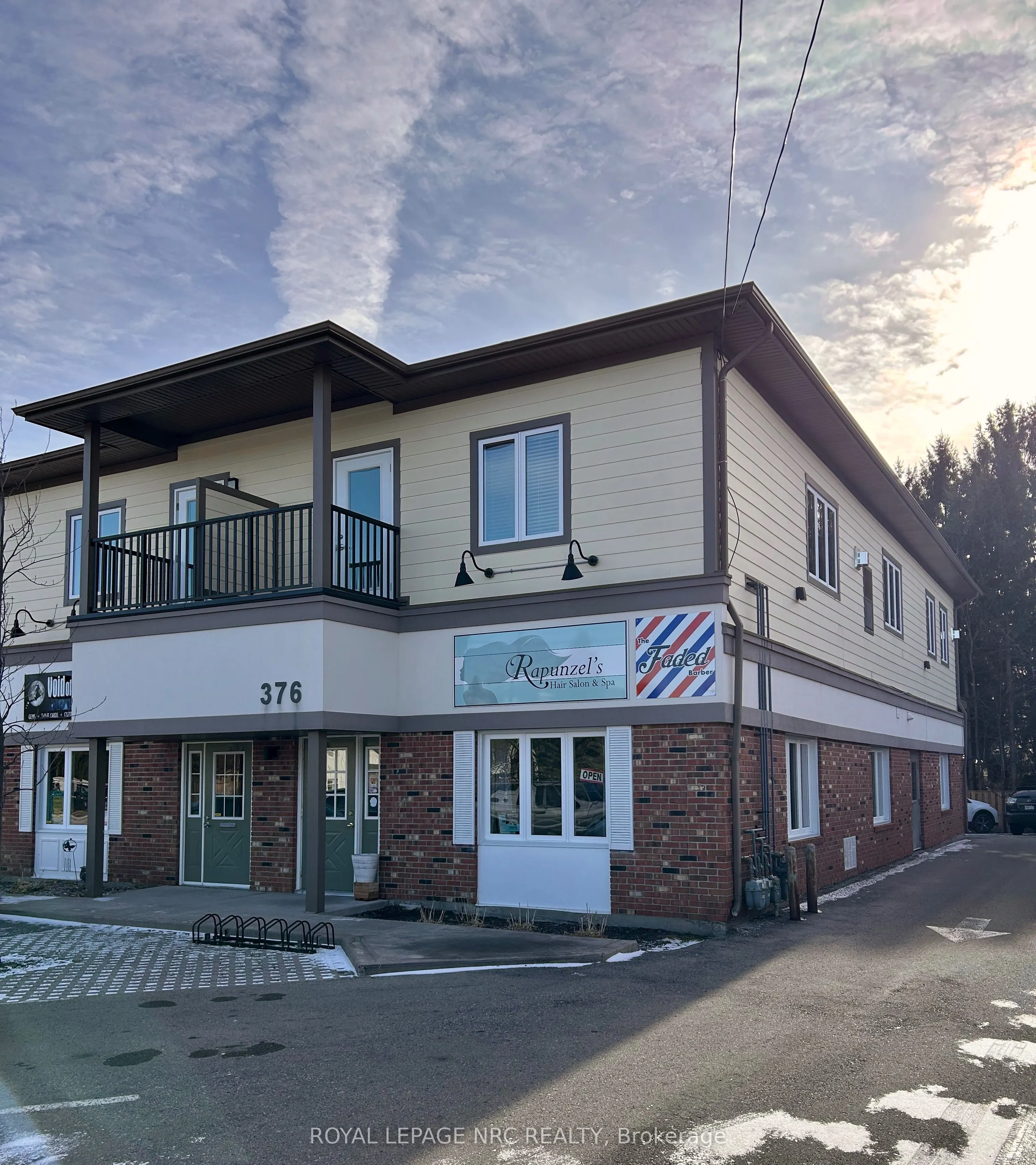 376 Mary Street, #2A