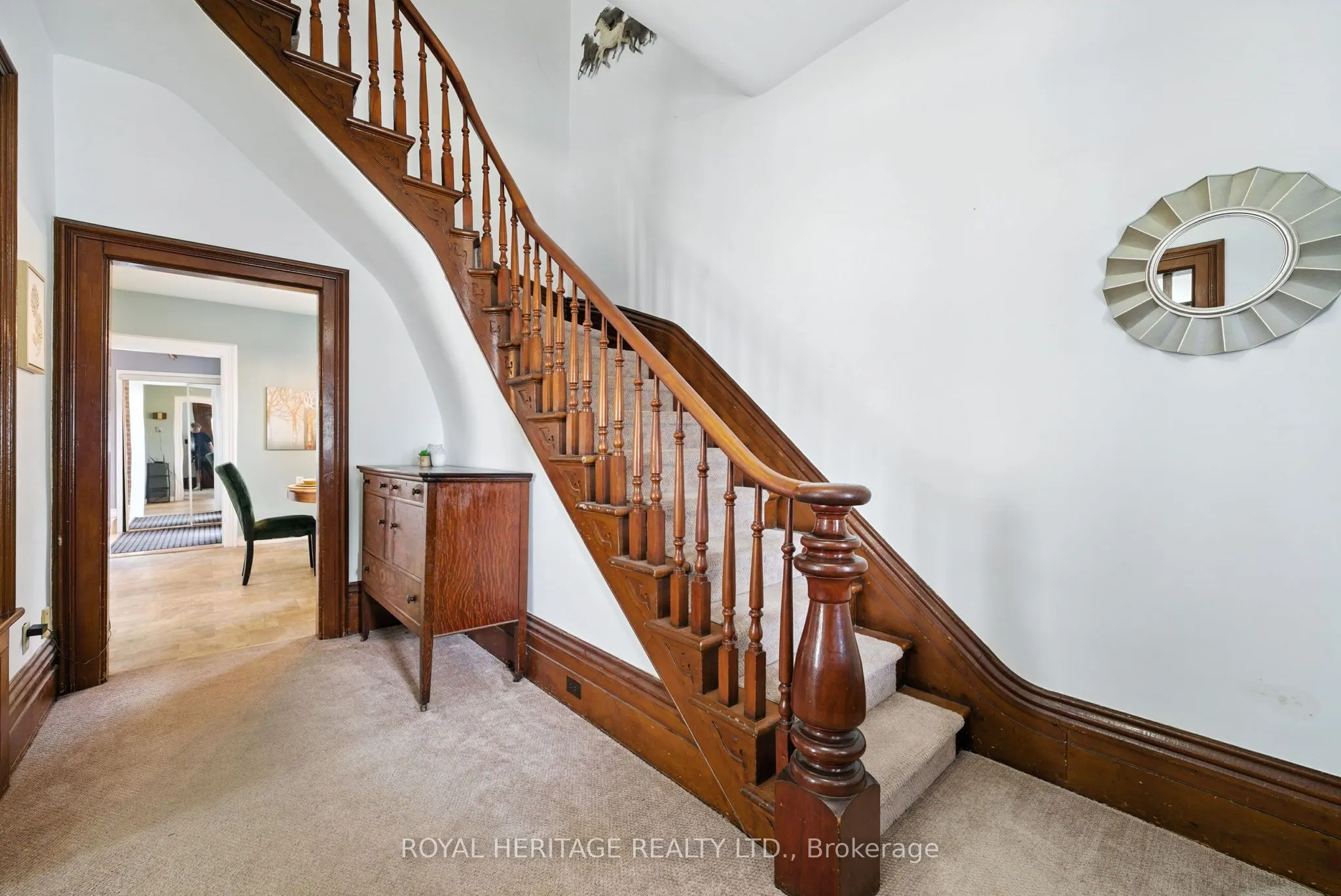 60 Booth Street S