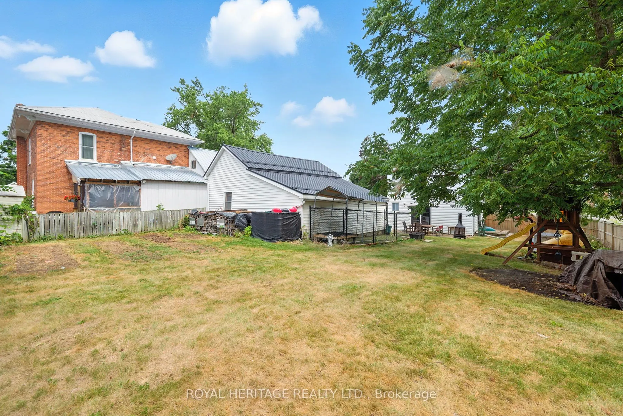 60 Booth Street S