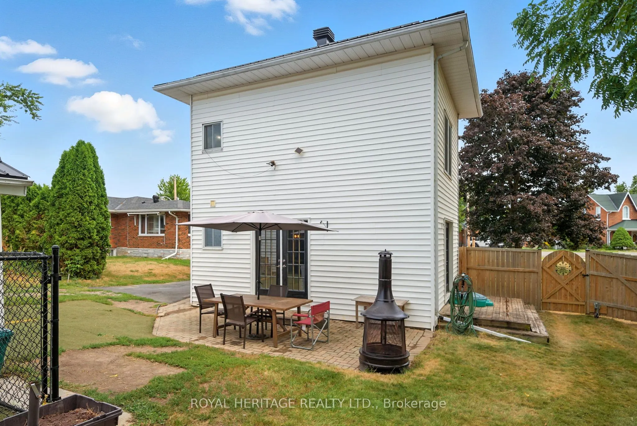 60 Booth Street S