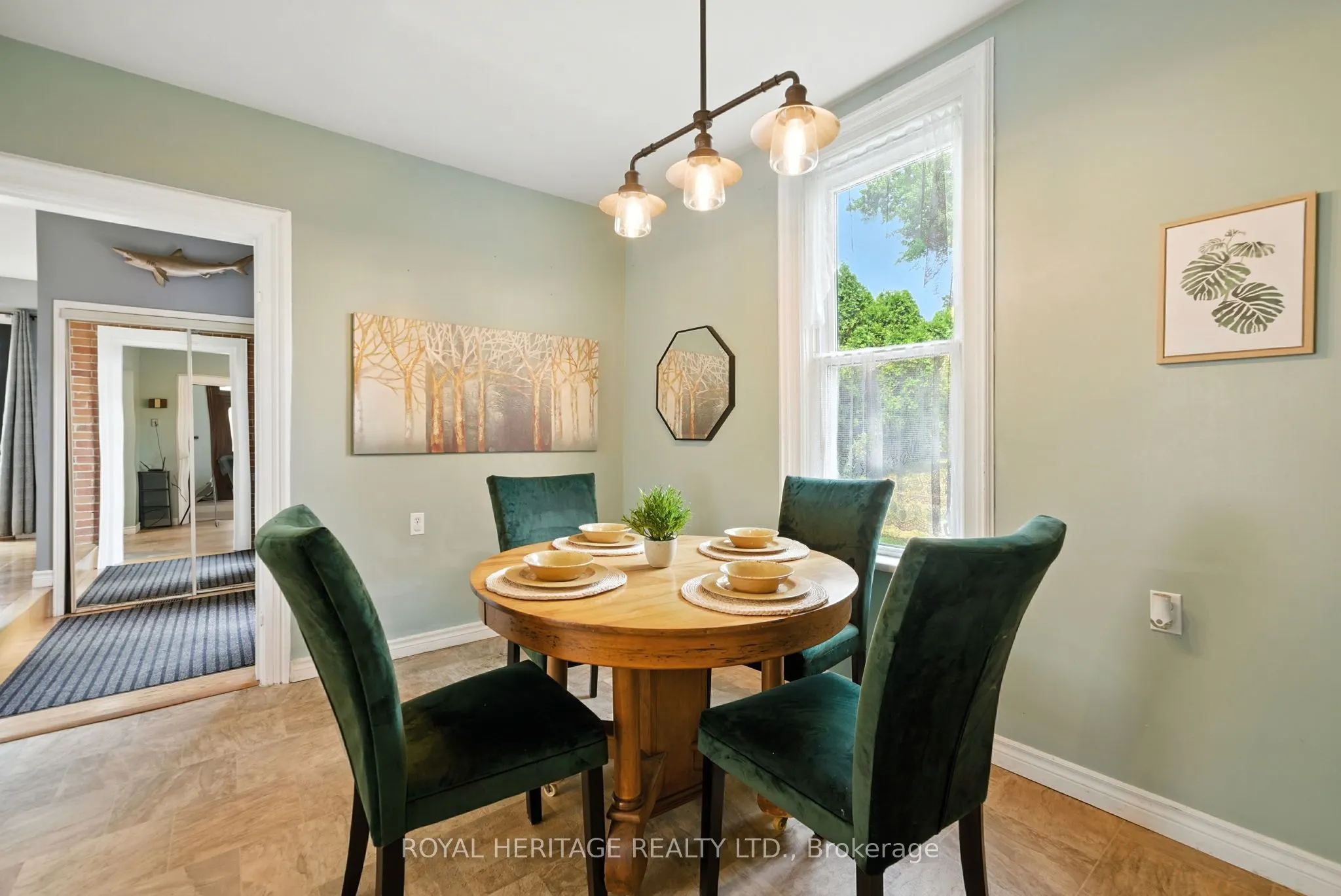 60 Booth Street S