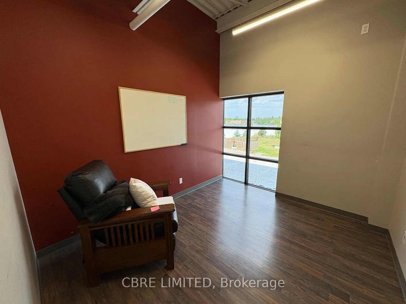 310 Holiday Inn Drive