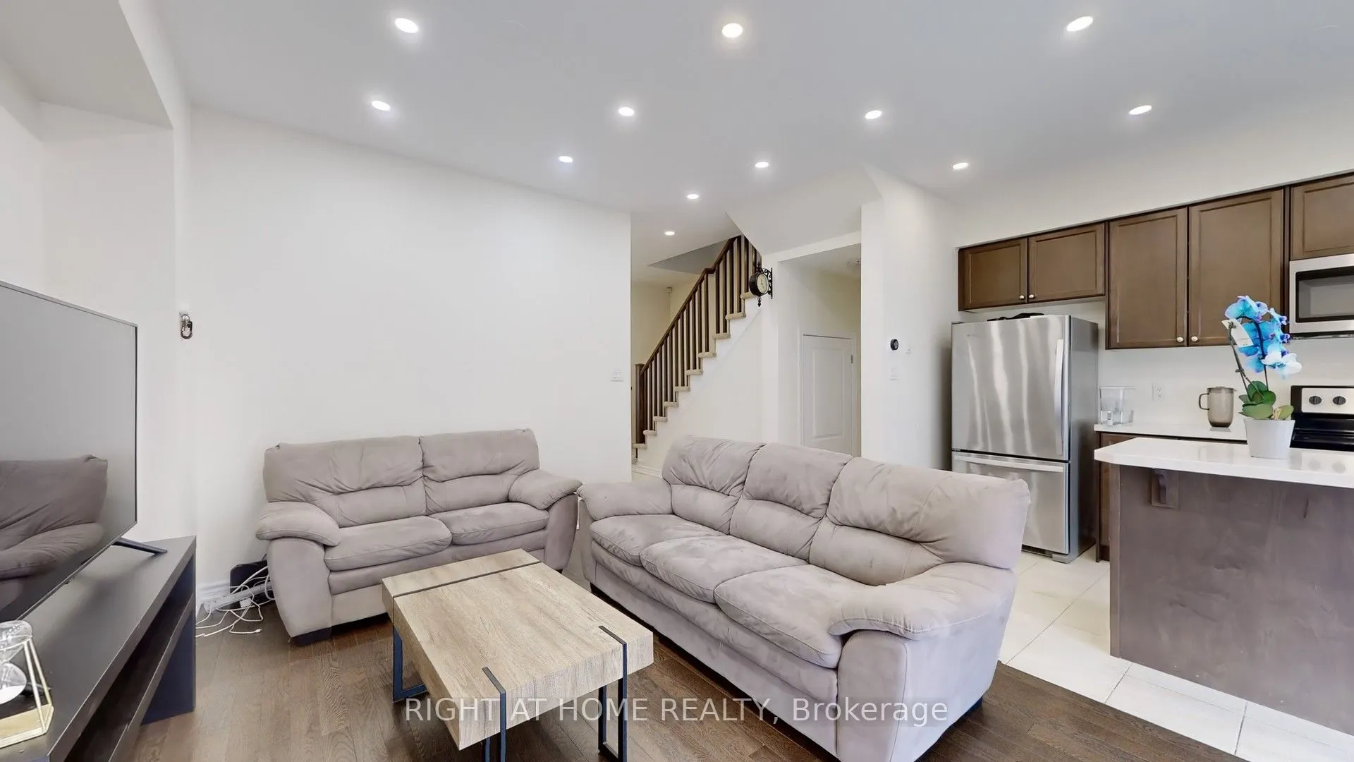 124 Mosaic Drive
